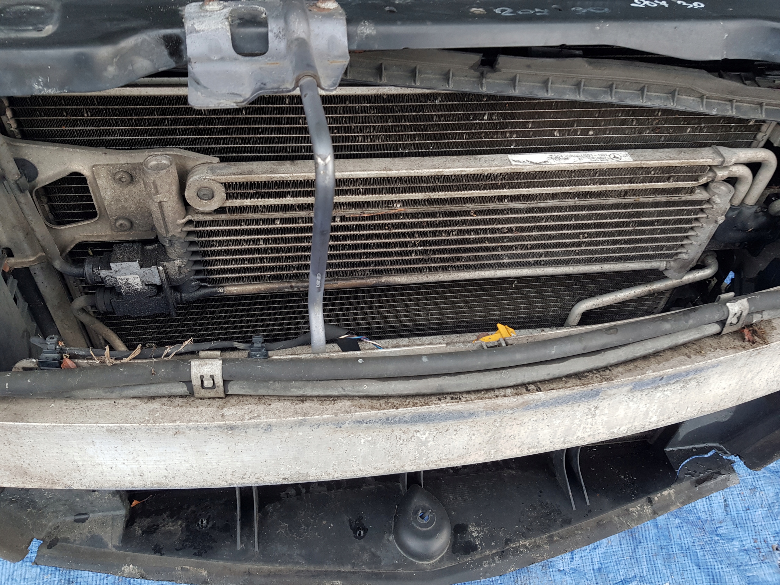 support panel for radiators radiator MERCEDES W207 3.0 CDI AUTOMAT
