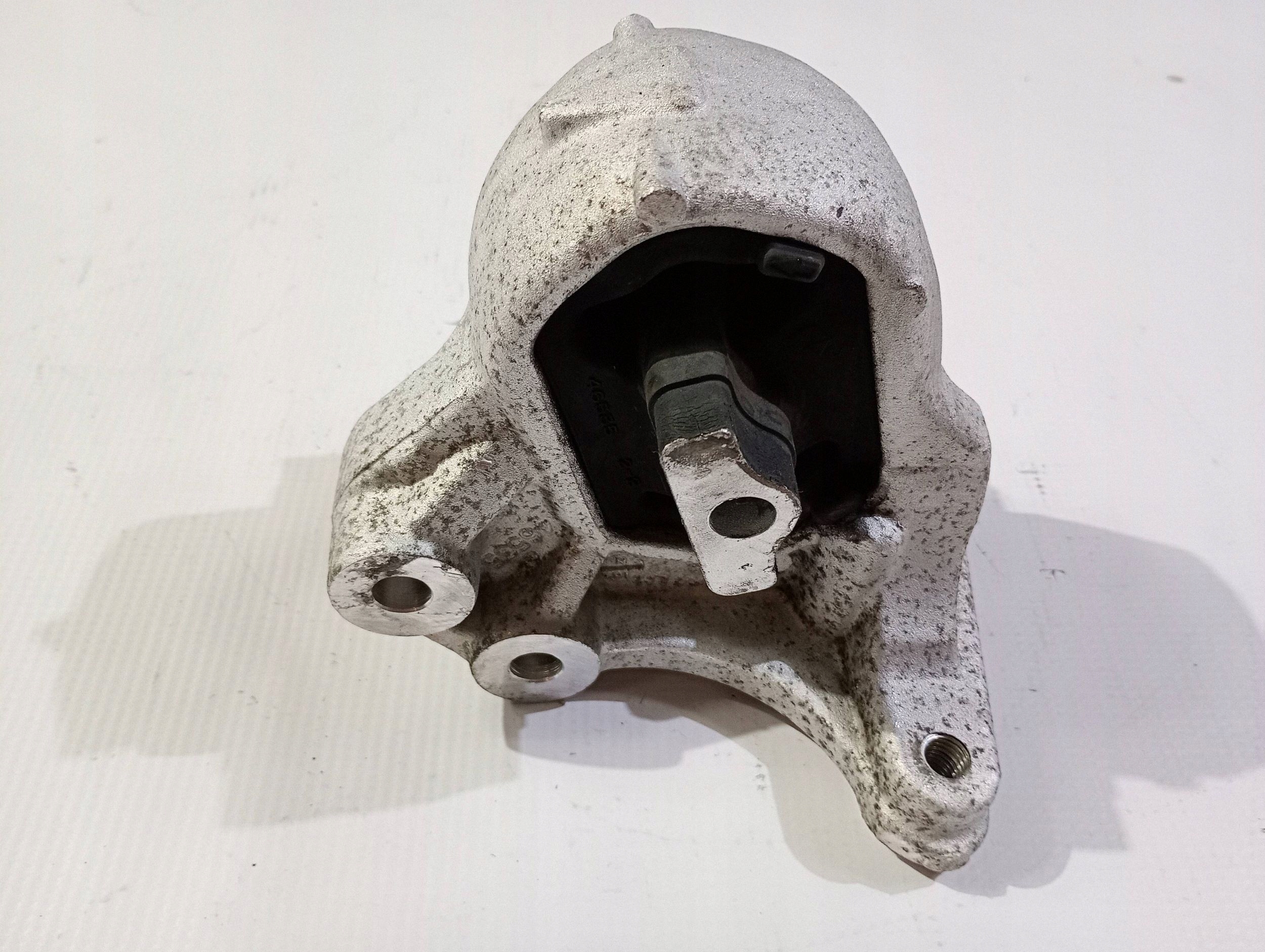 Stütze Halter Halter Motorlager links Dodge RAM 1500 5.7 2019