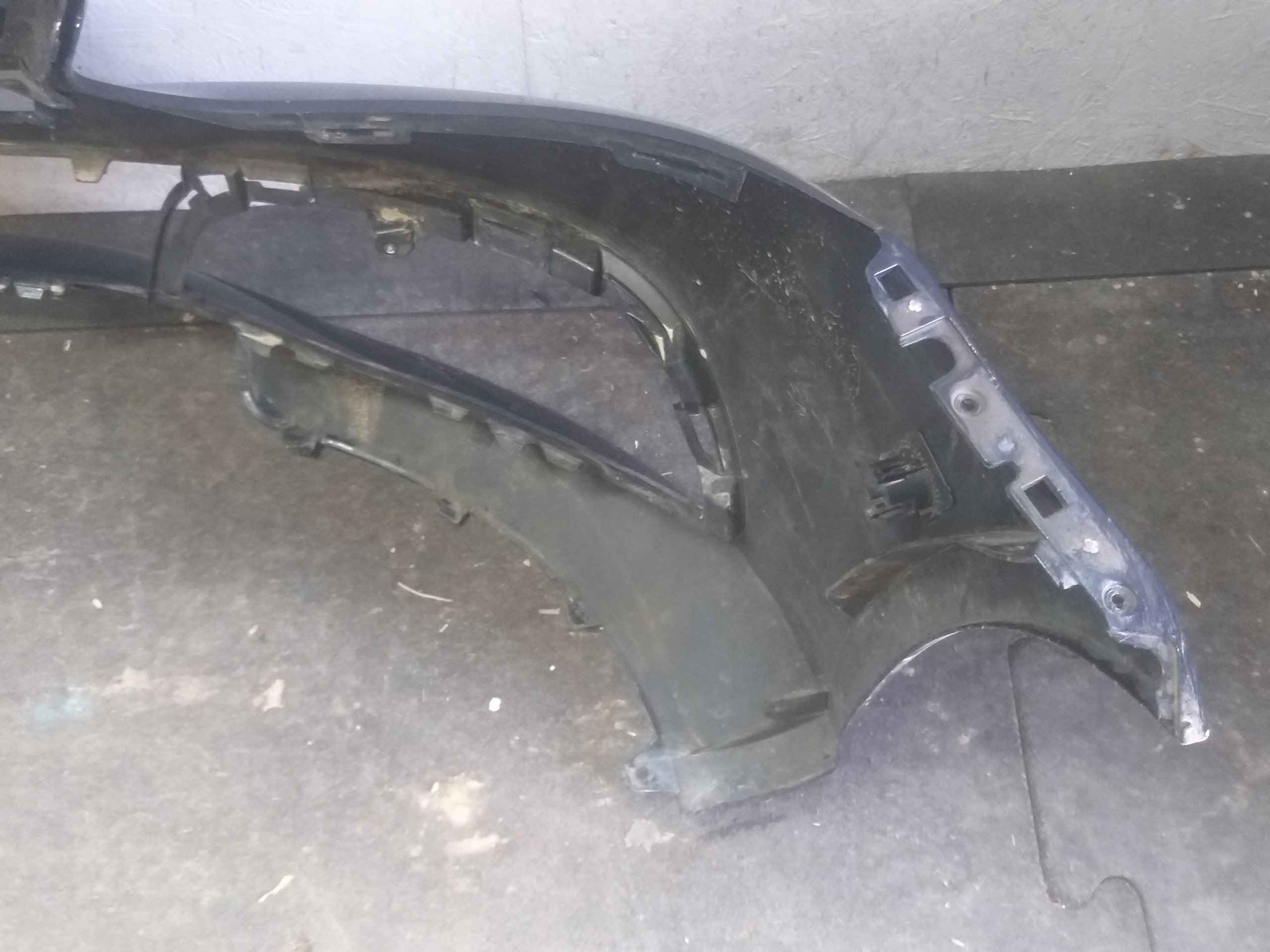 PARE CHOC AVANT MERCEDES E KLASA W213