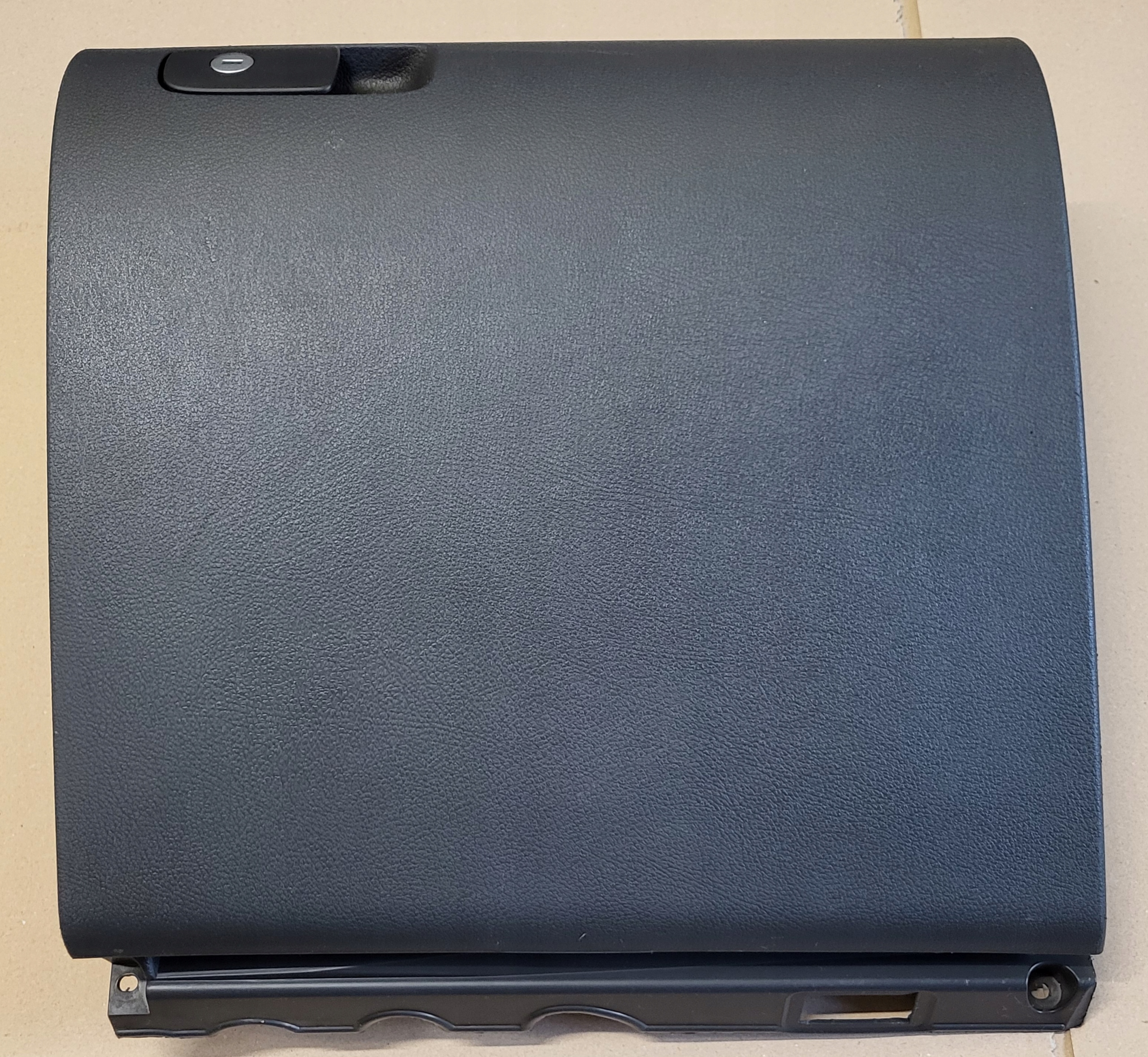 passenger compartment of the passenger front plato consoles of the dashboard dashboard VW GOLF V plus + EU