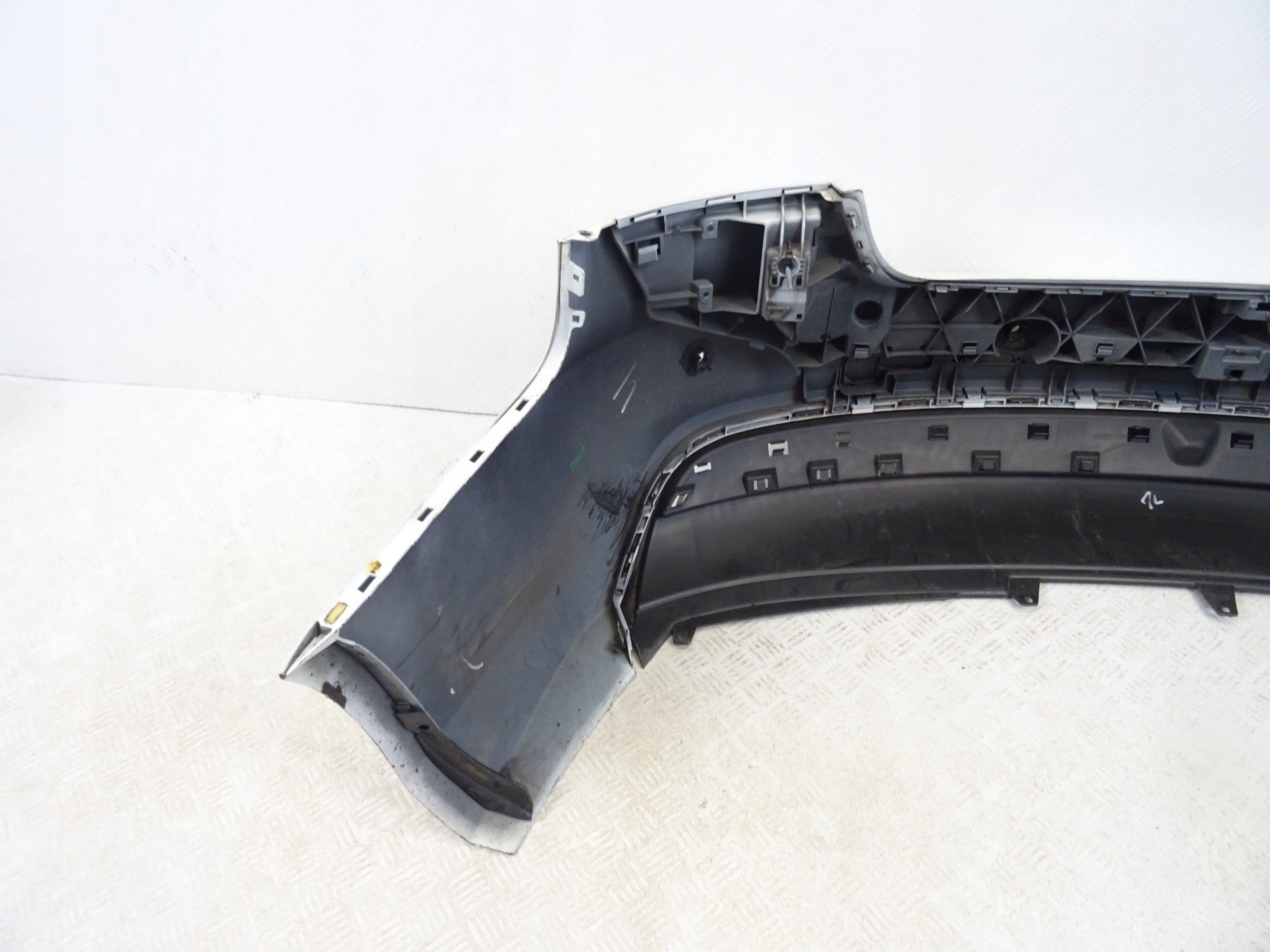 Audi A5 8T8 SPORTBACK LIFT S LINE bumper rear part