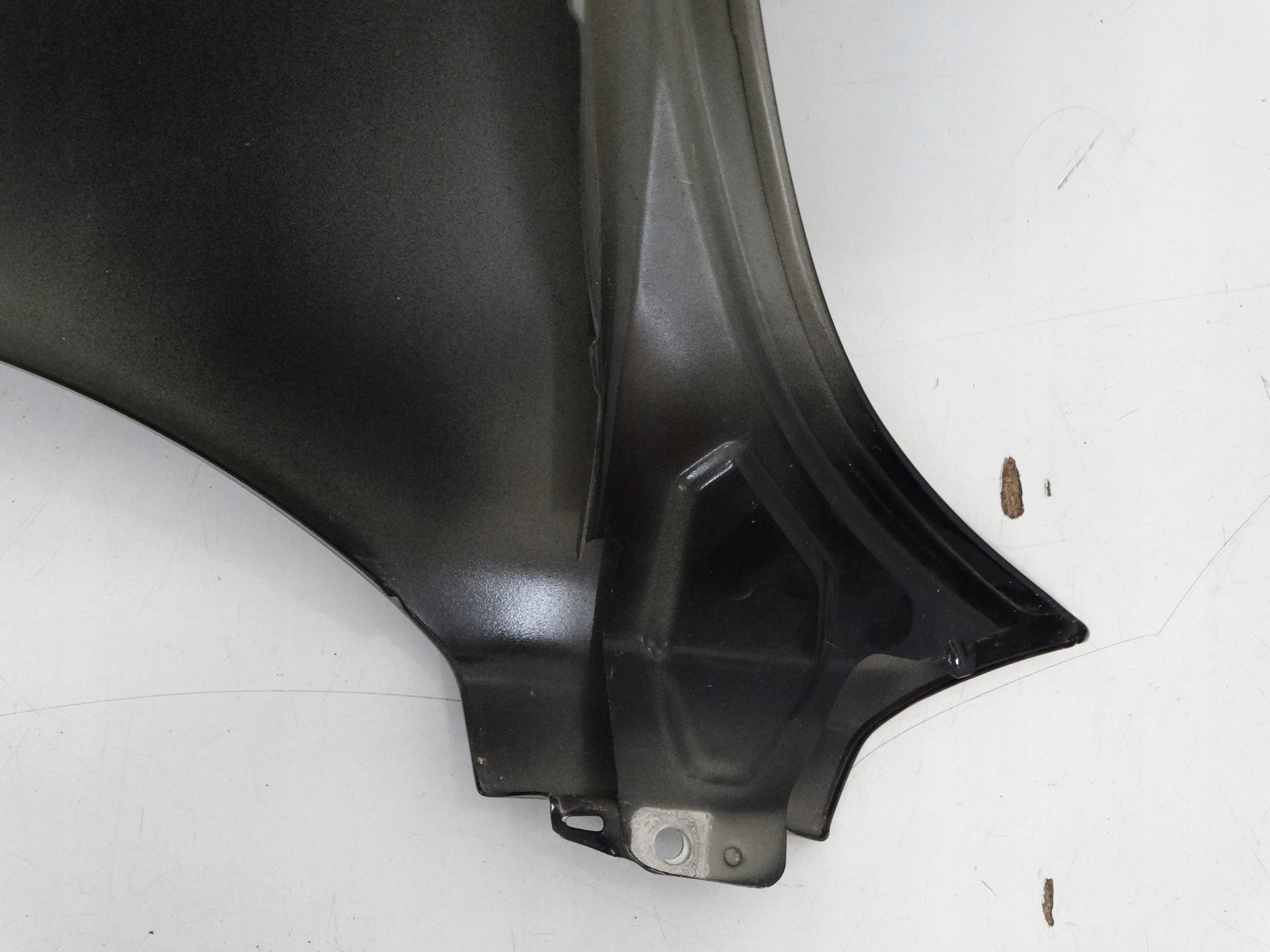 fender front left front MERCEDES GLC W253 A2538810143