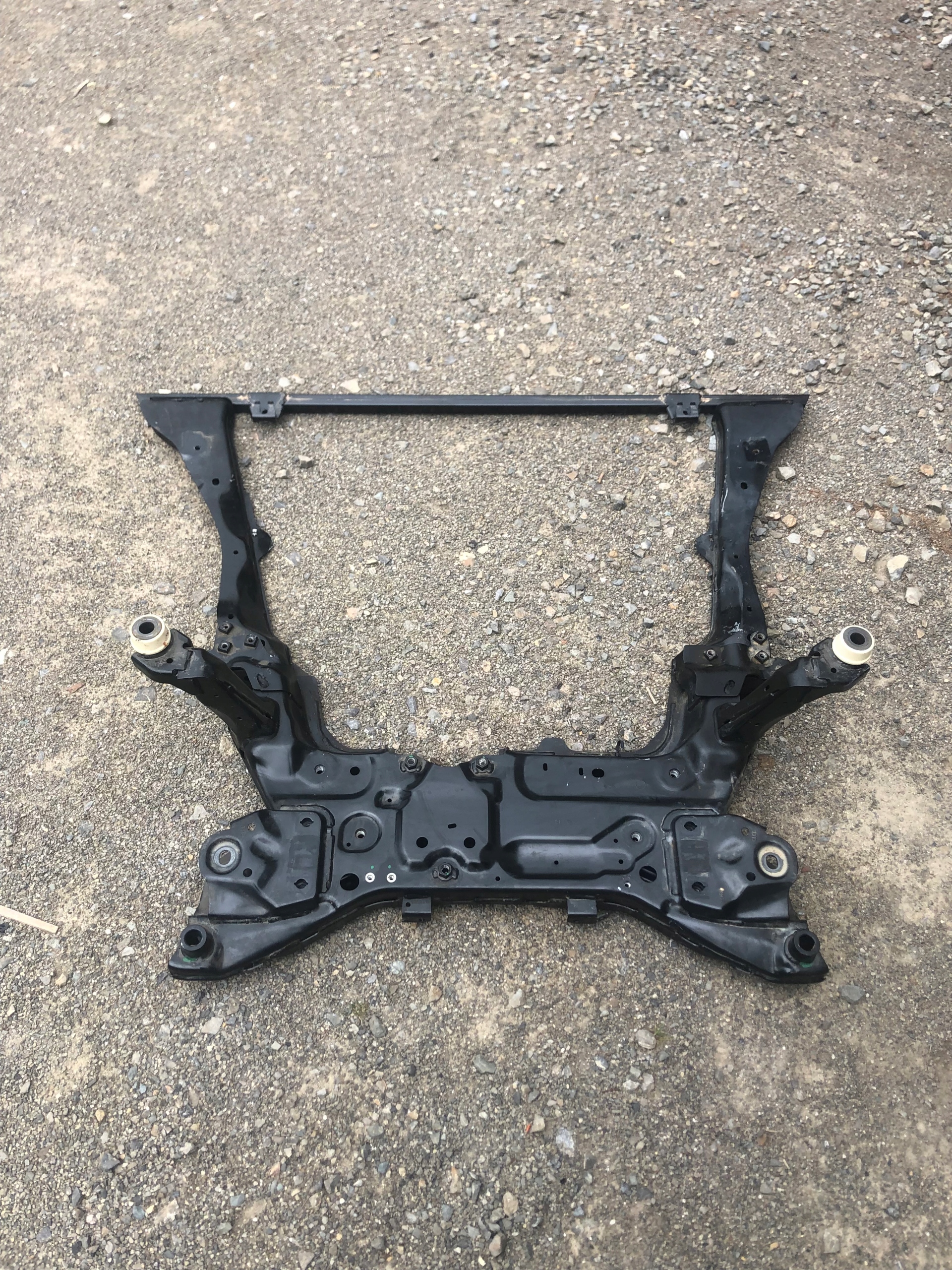 FORD KUGA MK3 ESCAPE SANKI BELKA PRZÓD PRZEDNIA
