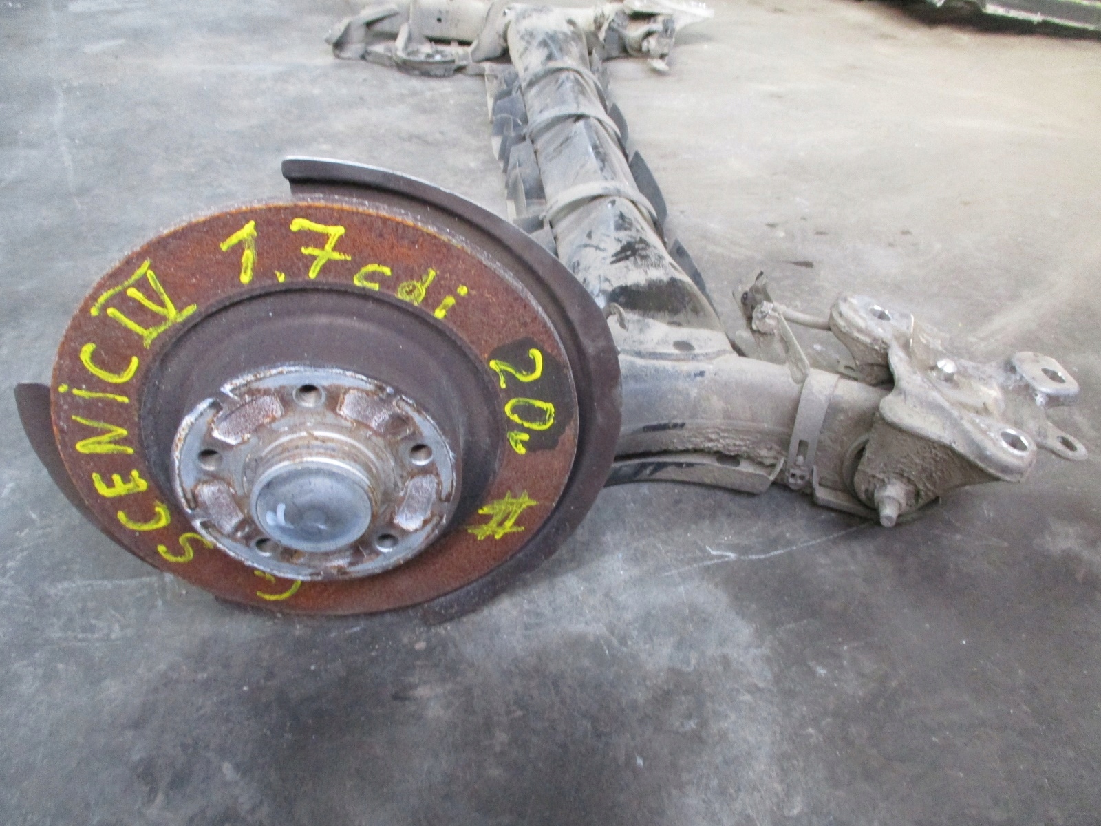 axis rear sider RENAULT GRAND SCENIC IV 1,7CRDI