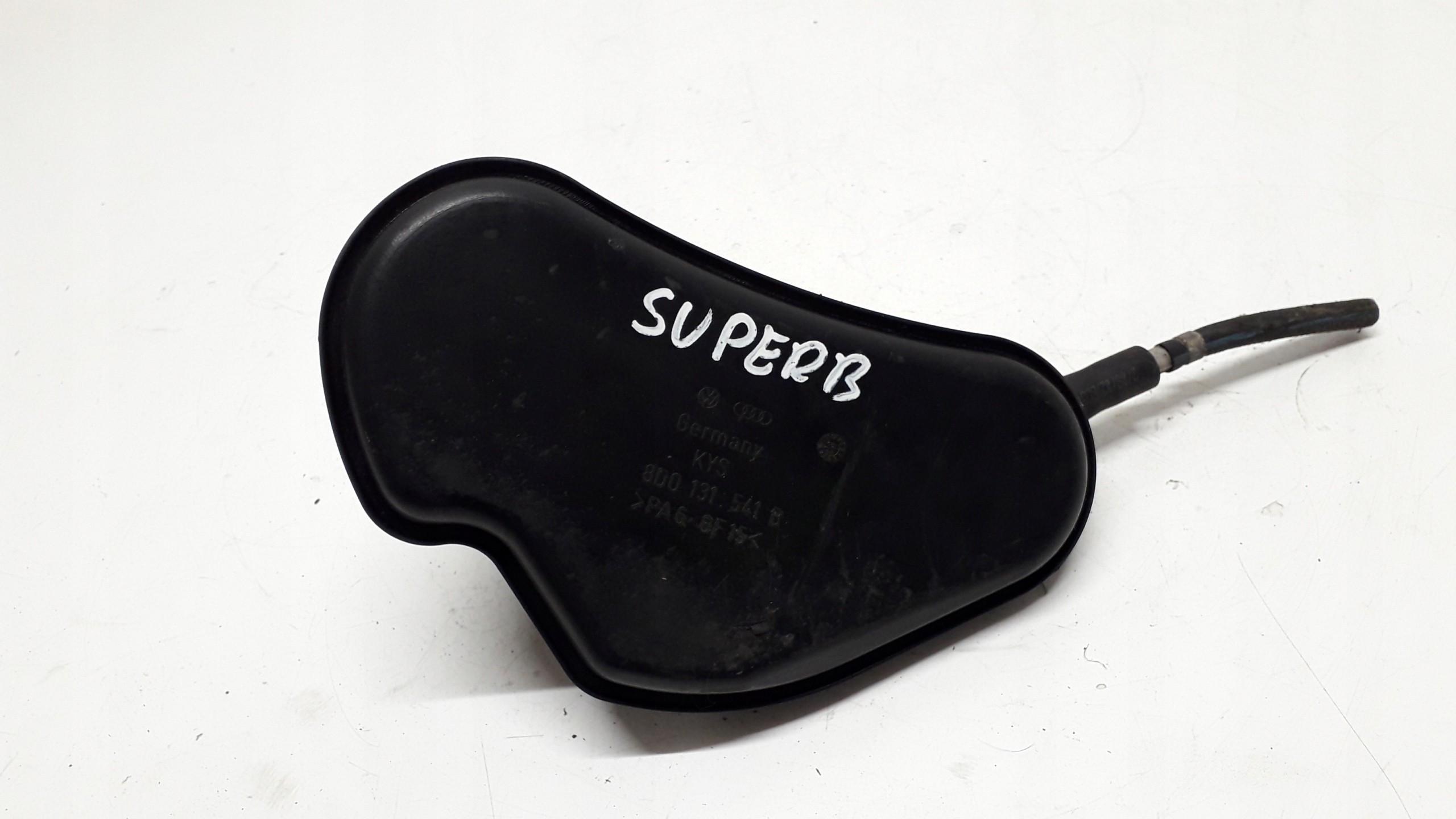 SUPERB I 01-08 2.5 tdi бачок давления