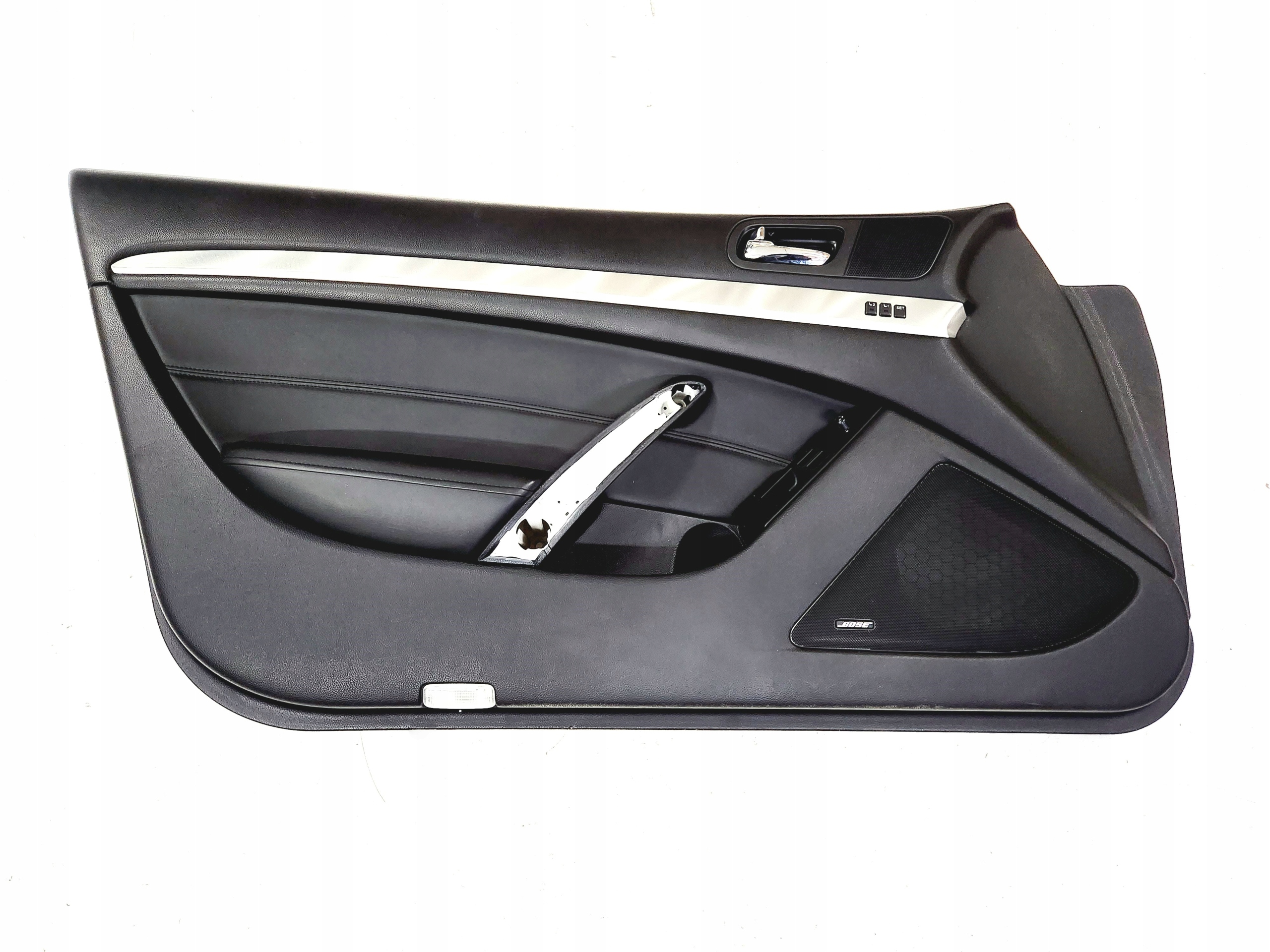 дверные карты левый INFINITI G37 Купе идеальный Bose