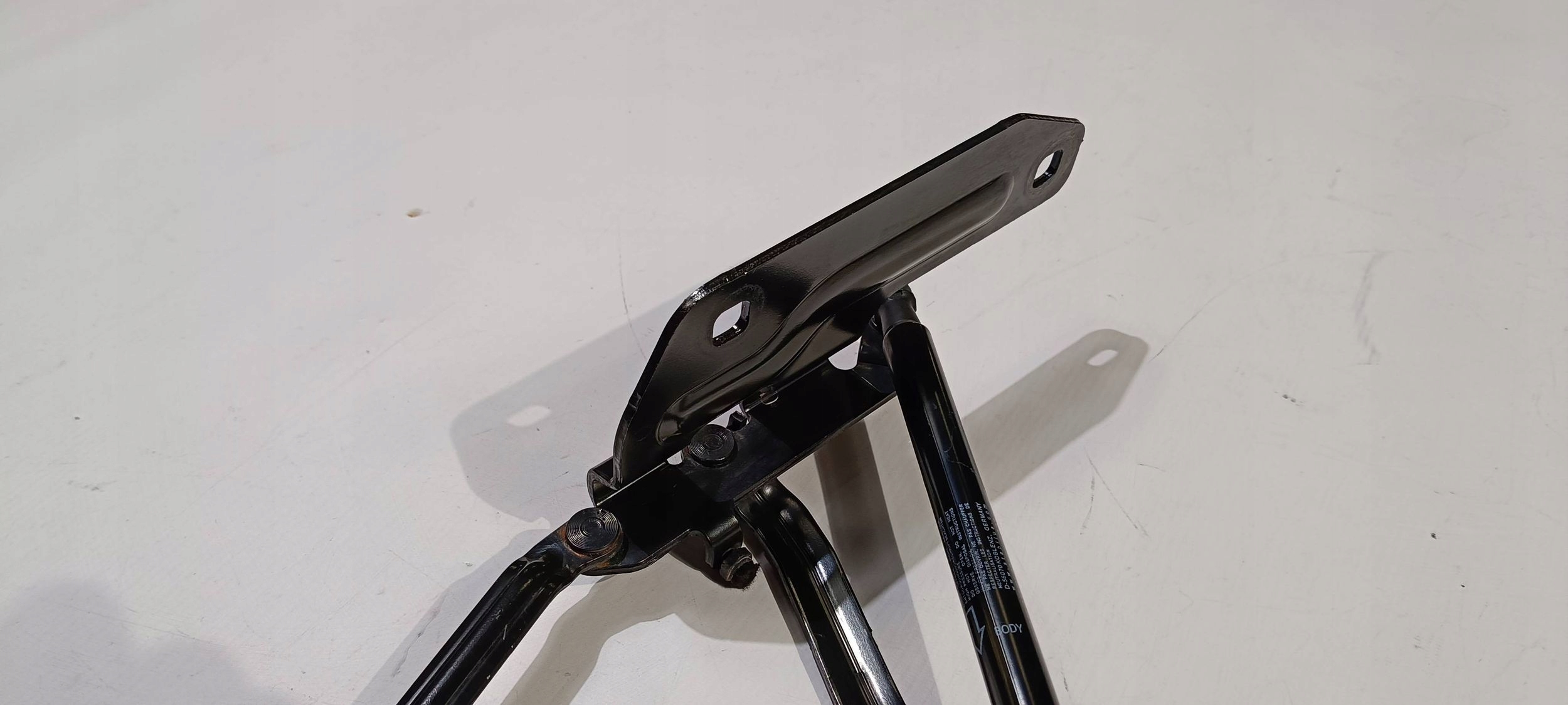 hinge bonnet boot damper right Jaguar F-type X152 cabrio 2013