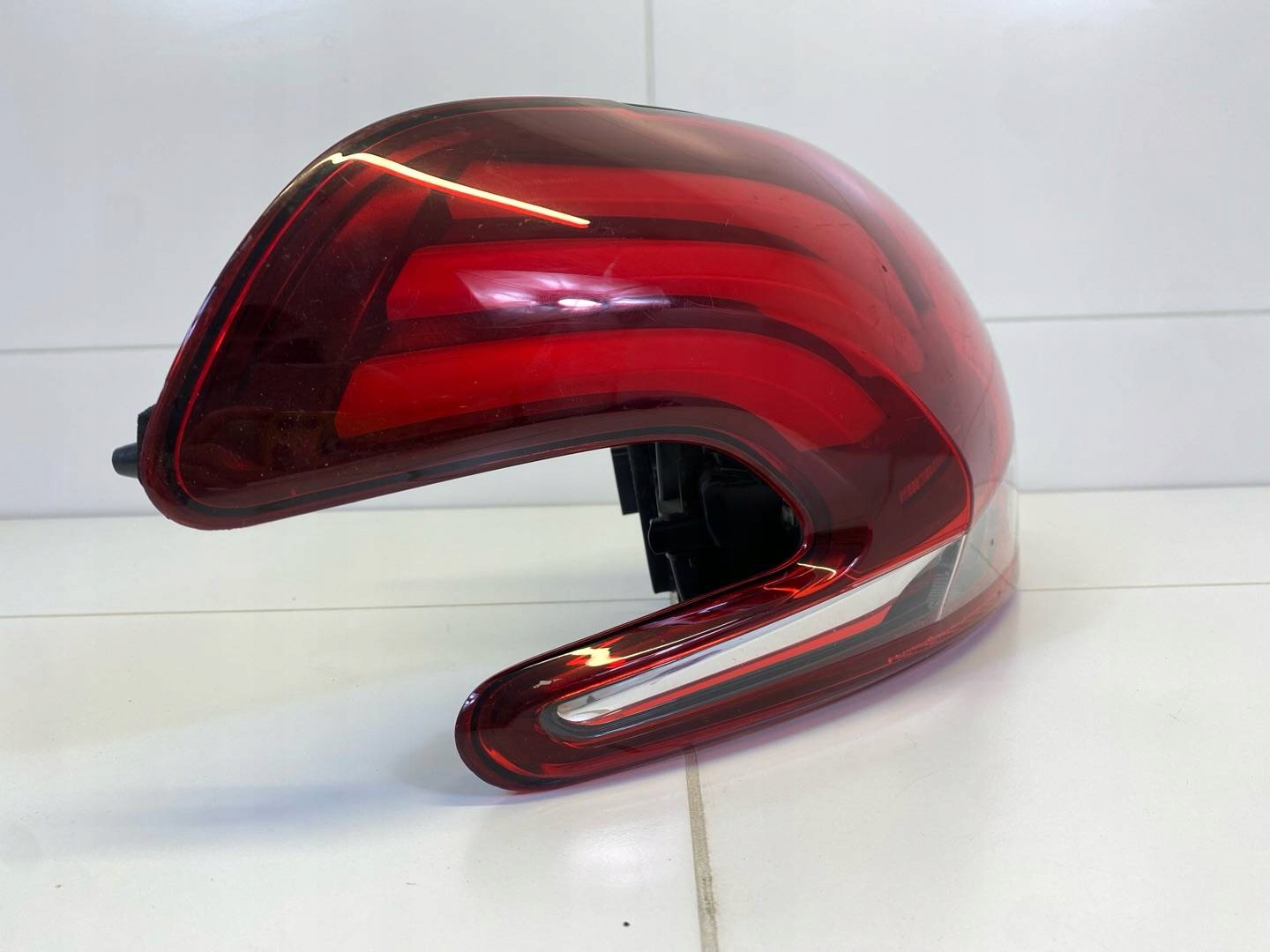 light rear left side Peugeot 208 2015 9810343080