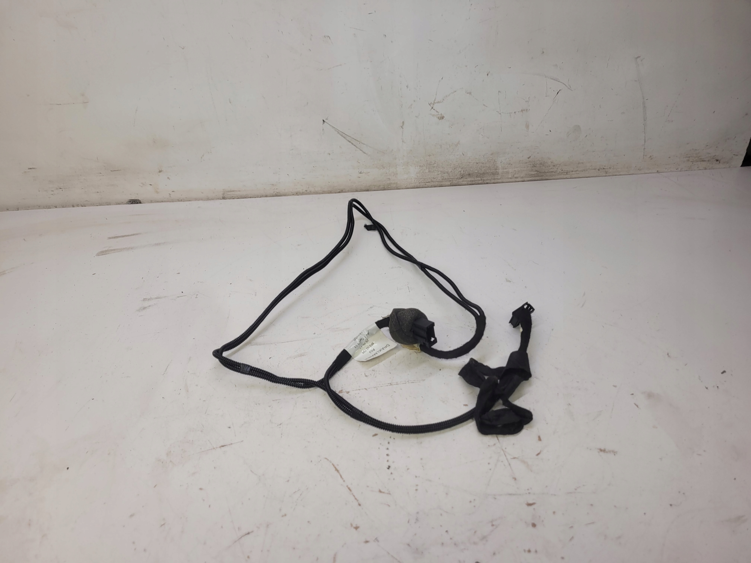 KABEL PRIJENOS SWIATLOWOD AUDI A4 B8 A5 8F002795