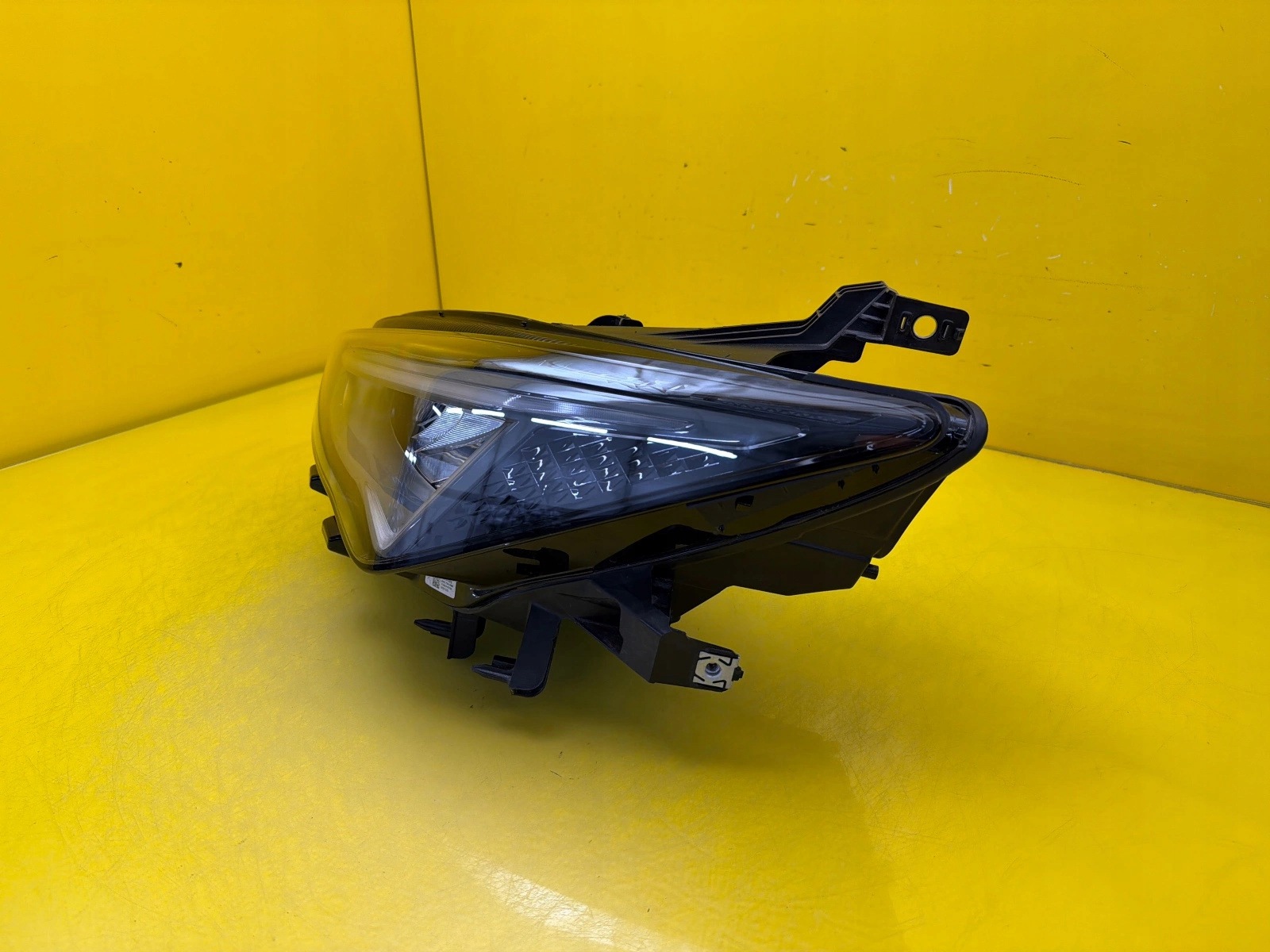 light left Cupra Born 10F Full Led 2021- 10F941007K