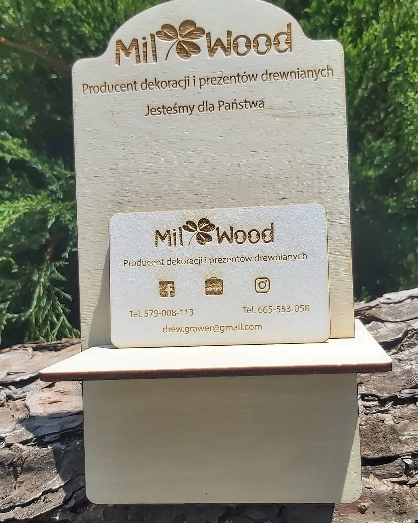 Stojak na wizytówki z twoim logo grawer Producent inny