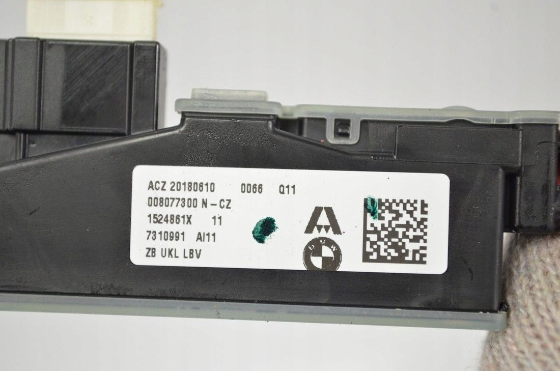 REGULACJA SZEROKOSCI OPARCIA 7310991 BMW F48 F39 Part manufacturer Mercedes Benz original OE