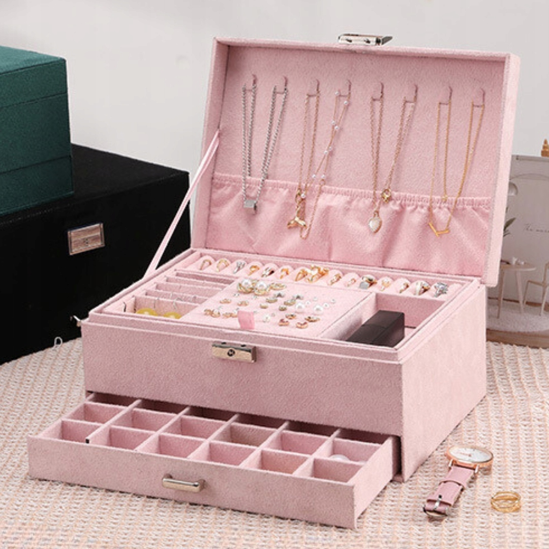 KUFEREK SZKATUŁKA NA BIŻUTERIĘ ELEGANCKI ORGANIZER PUDROWY RÓŻ PREZENT F39 Marka Korbi