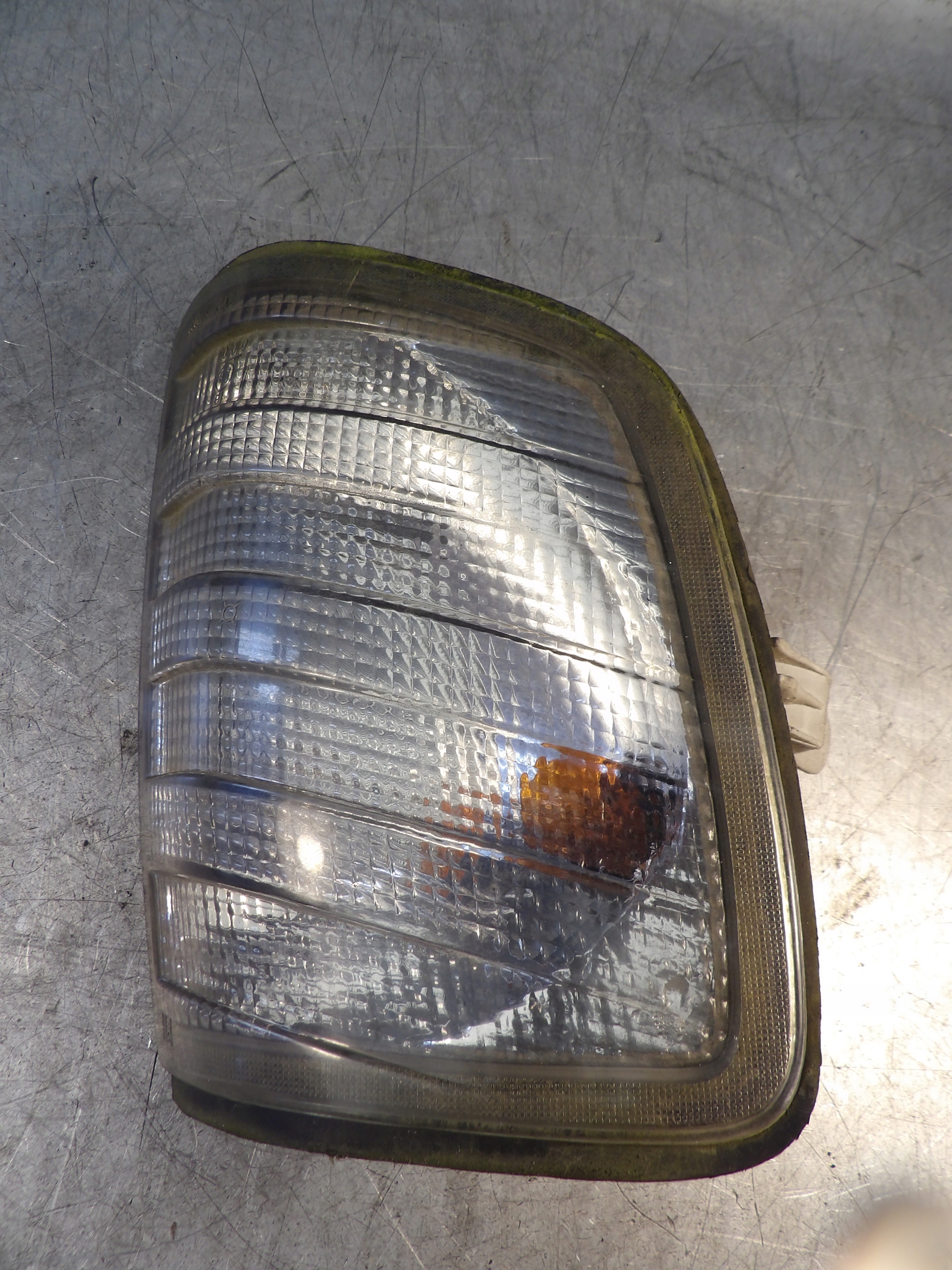 indicator right Mercedes E124 18-3289B