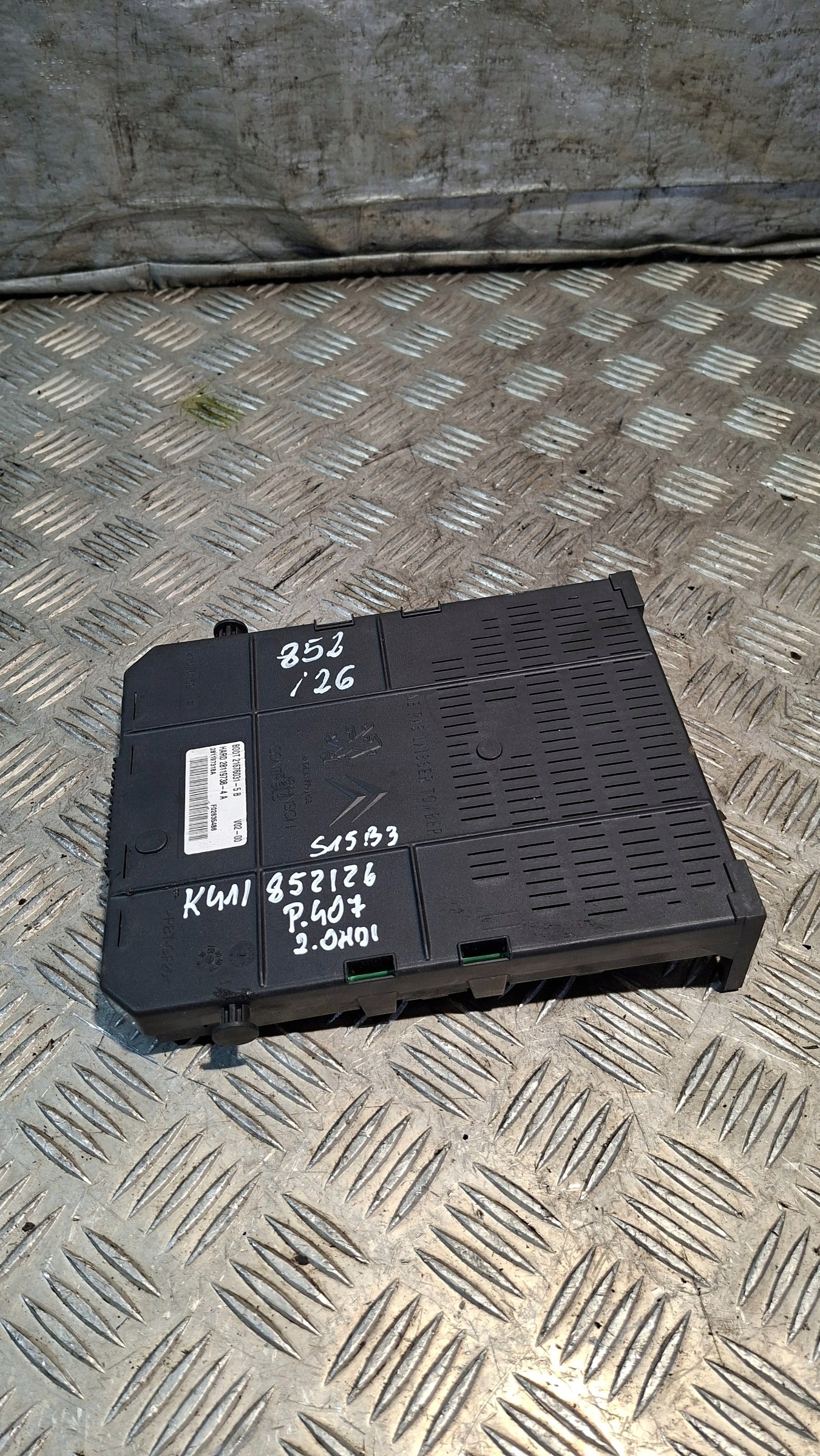 Module fusibles PEUGEOT 407 2.0HDI