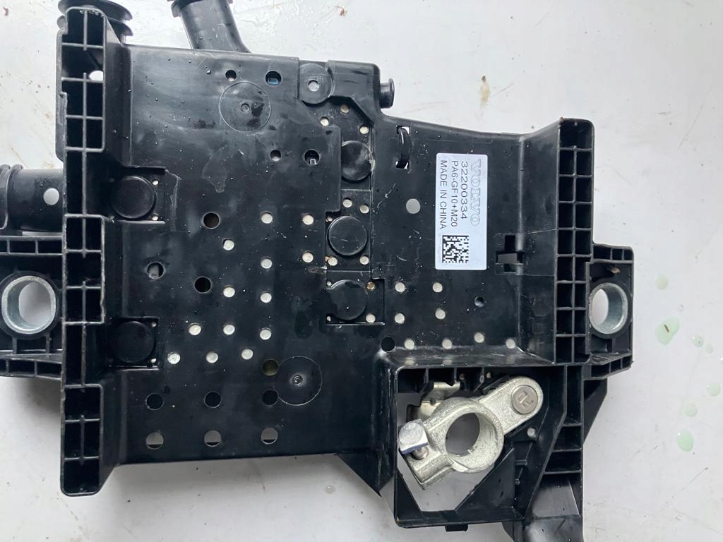 module of the battery terminal PIRO XC40 2.0 D4 32200334