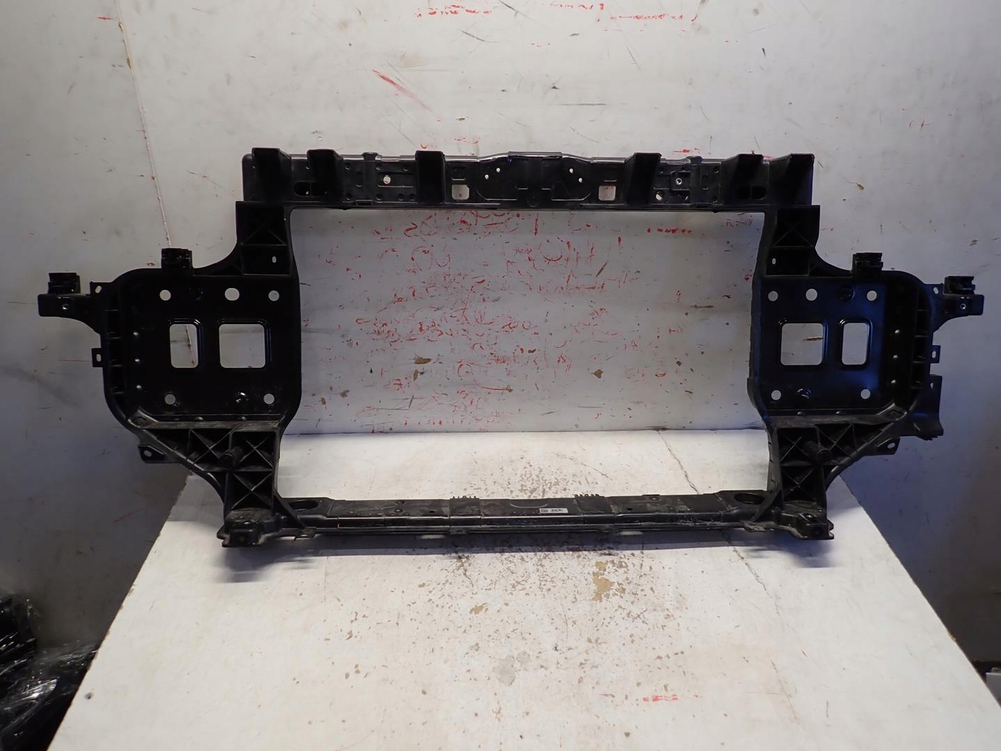 support panel for radiators HYUNDAI IONIQ 5 2021- 64101-GI000
