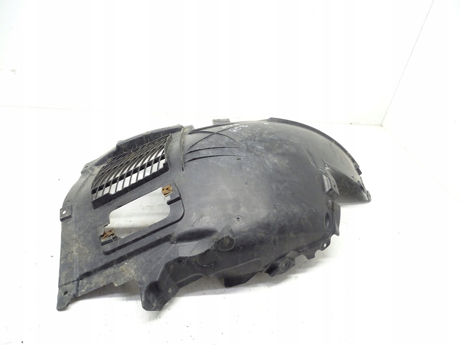 mudguard front part front WNEKI wheels BMW 7 F01 51717185164