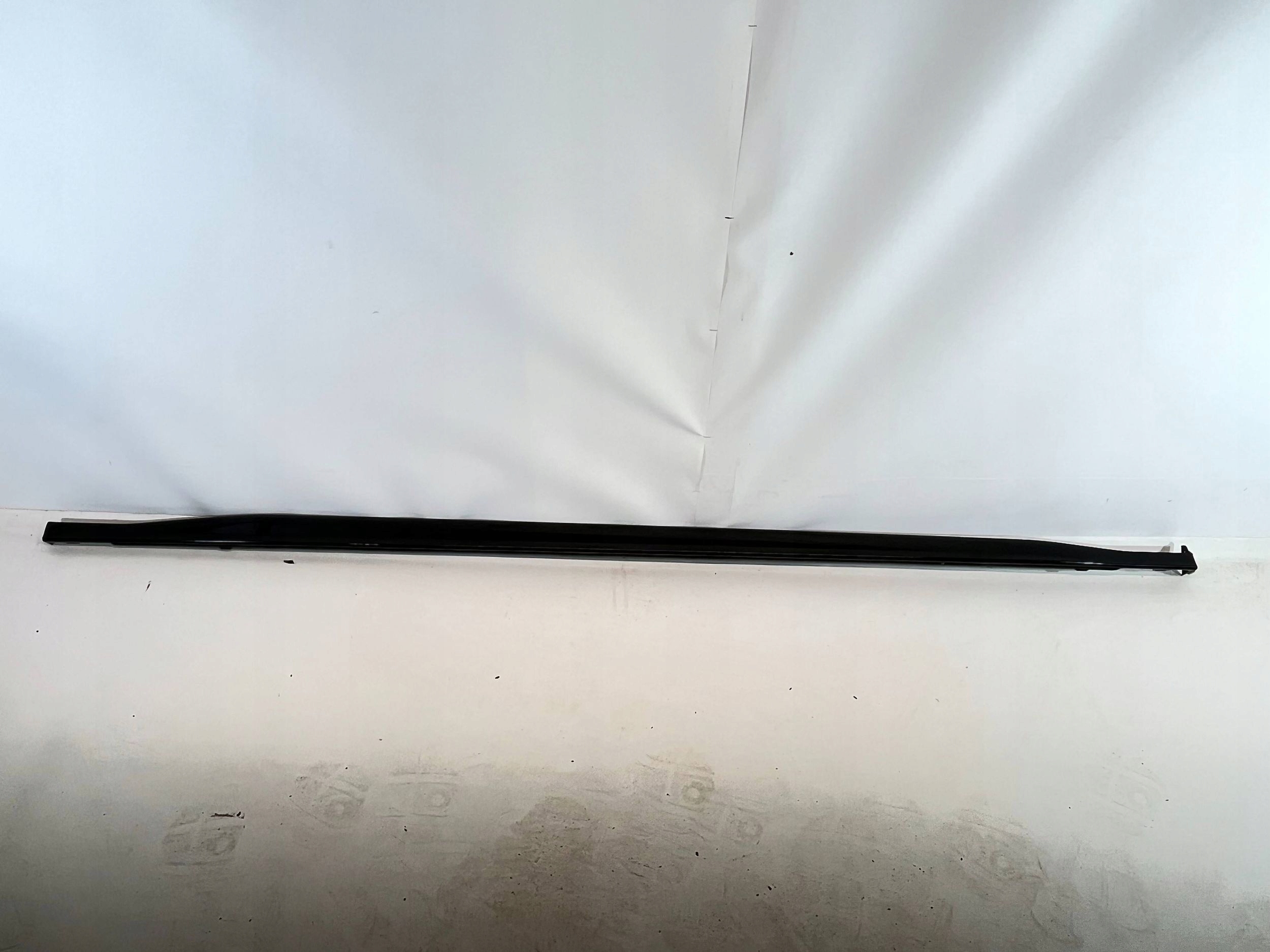 cap threshold Volkswagen Golf VII 5H0853288A