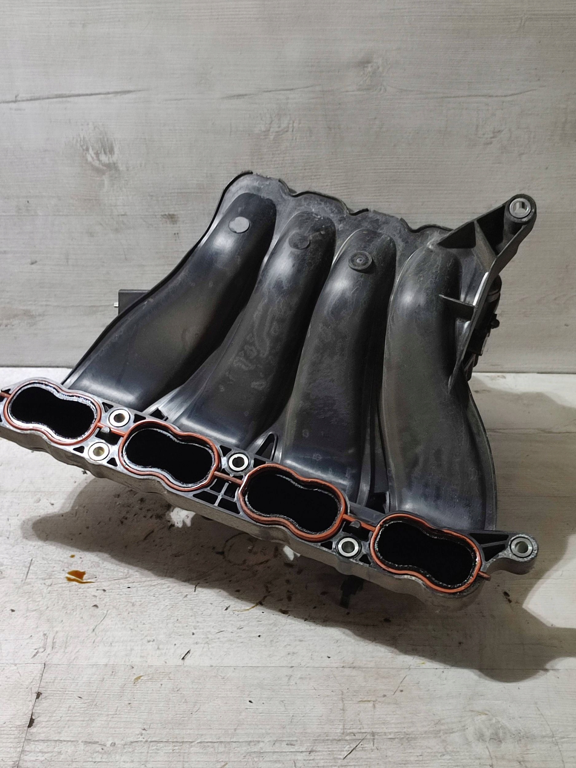 Lexus RC 2019 szívócsövek