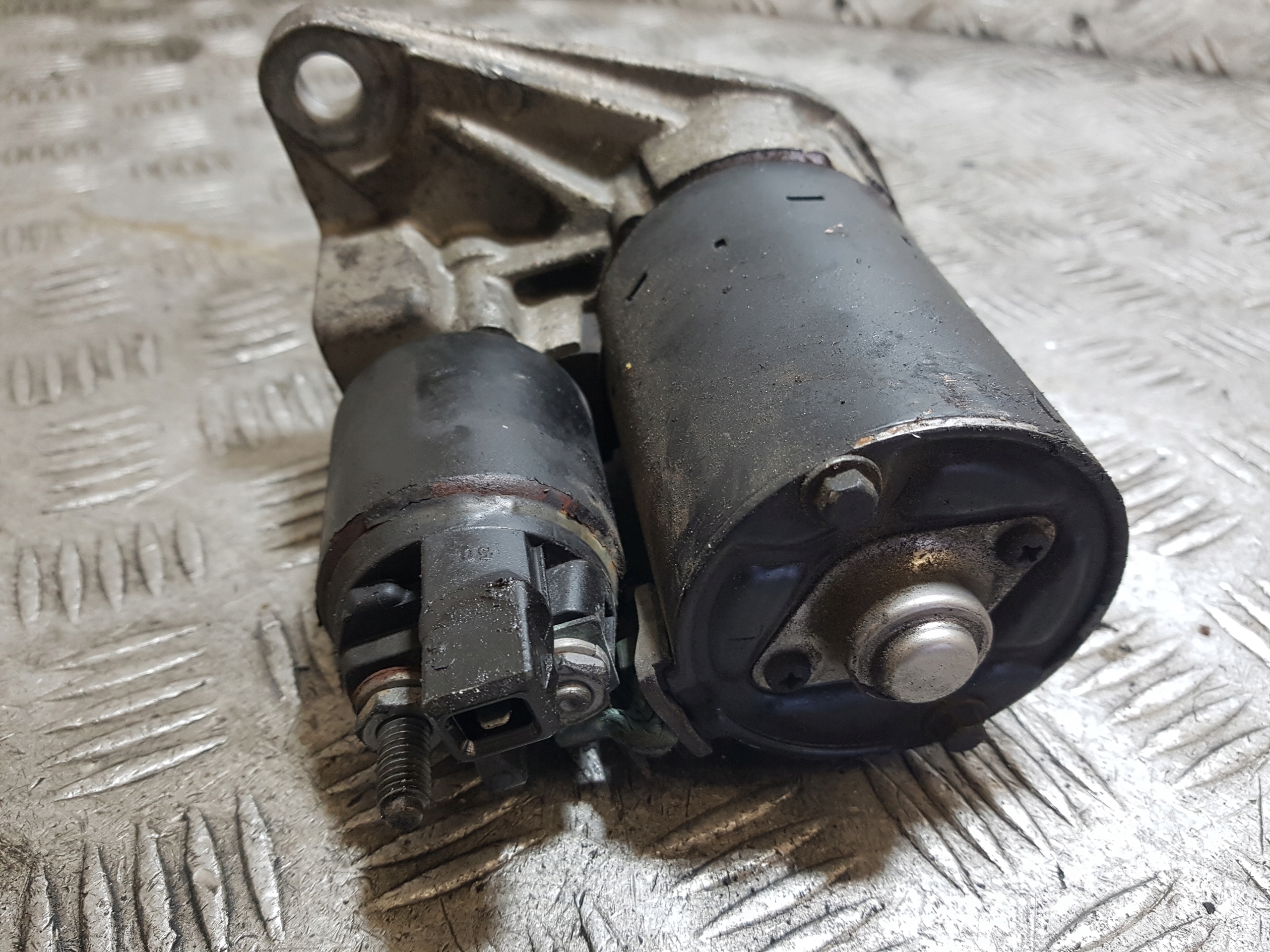 starter VOLKSWAGEN POLO 4 1.2