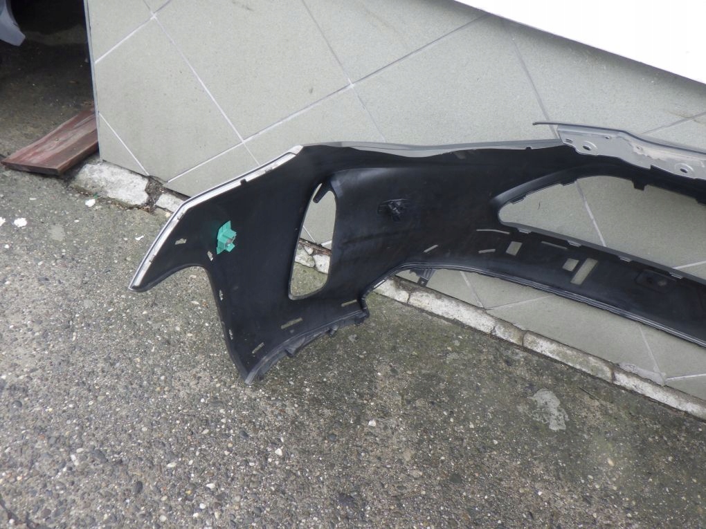 TOYOTA YARIS CROSS ADVENTURE 20- front bumper