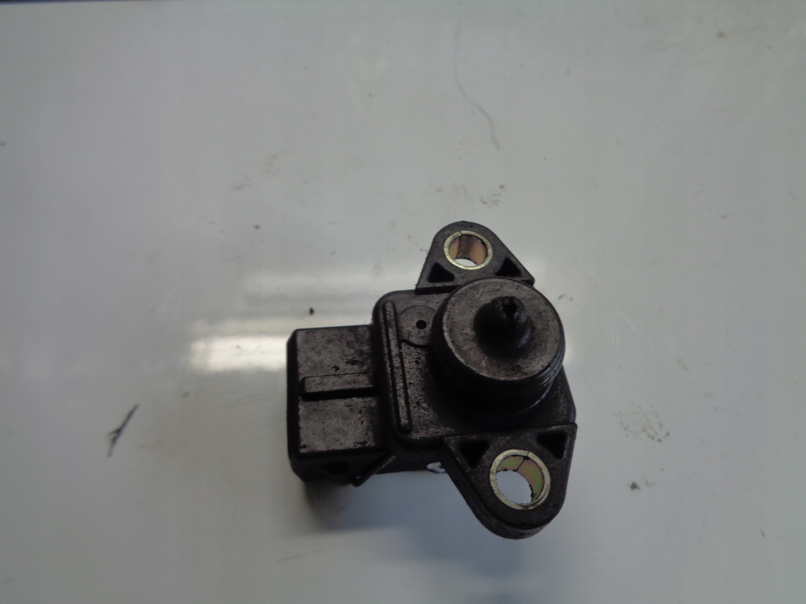 MITSUBISHI OUTLANDER LANCER sensor MAP MD305600
