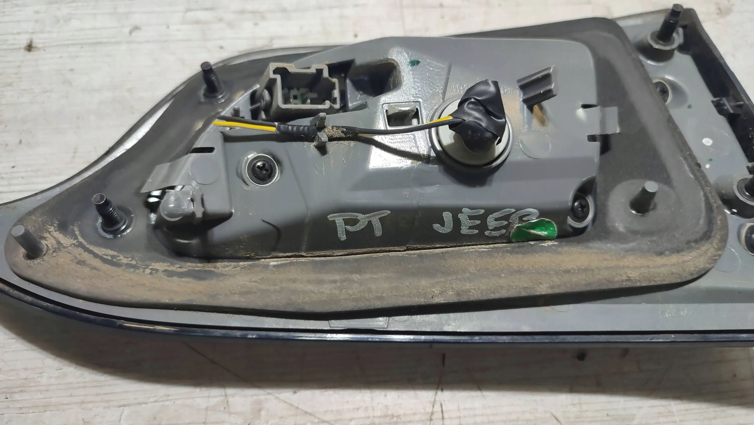 Jeep Cherokee 2015 rear part side right light rear