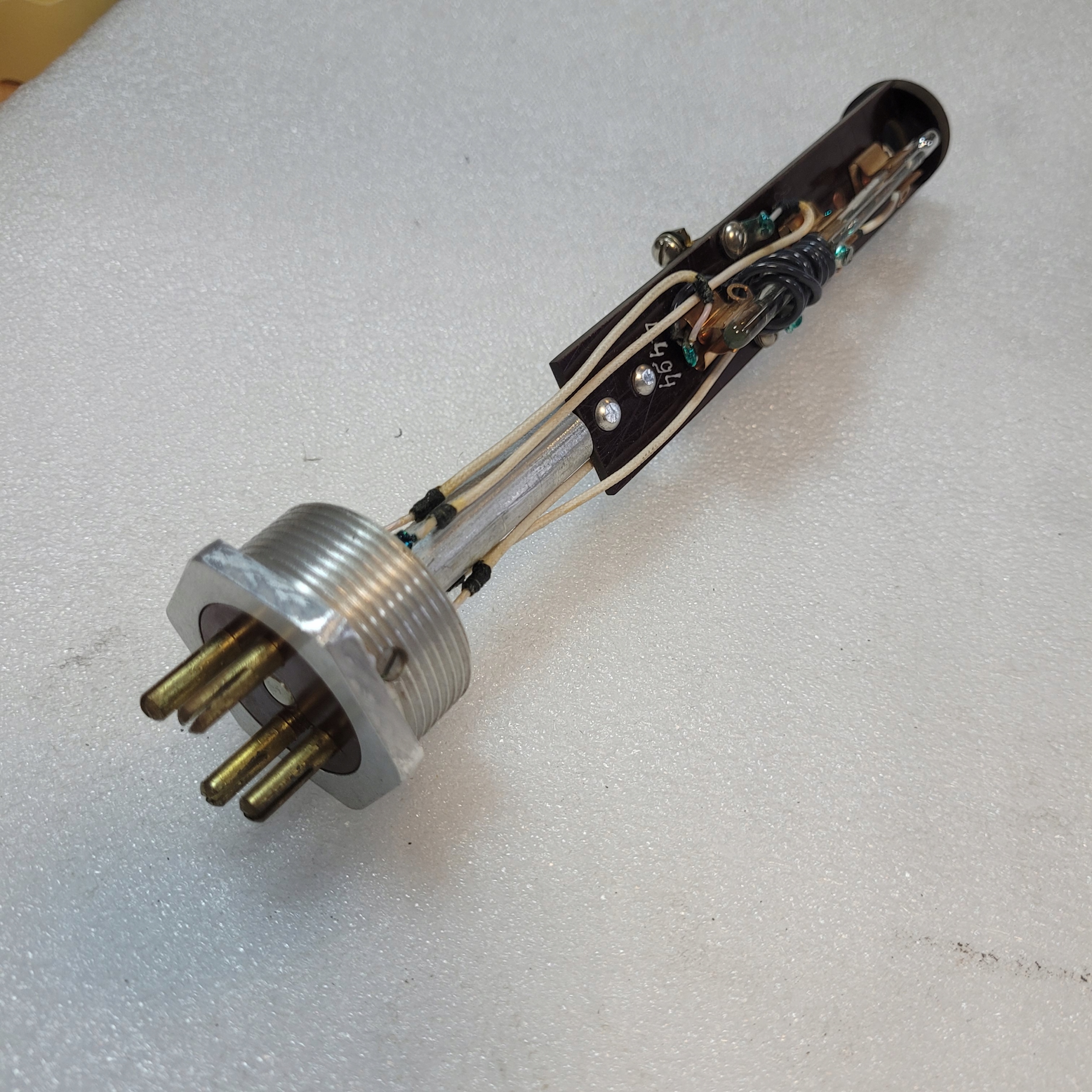 Przekaźnik temperaturowy wojskowy