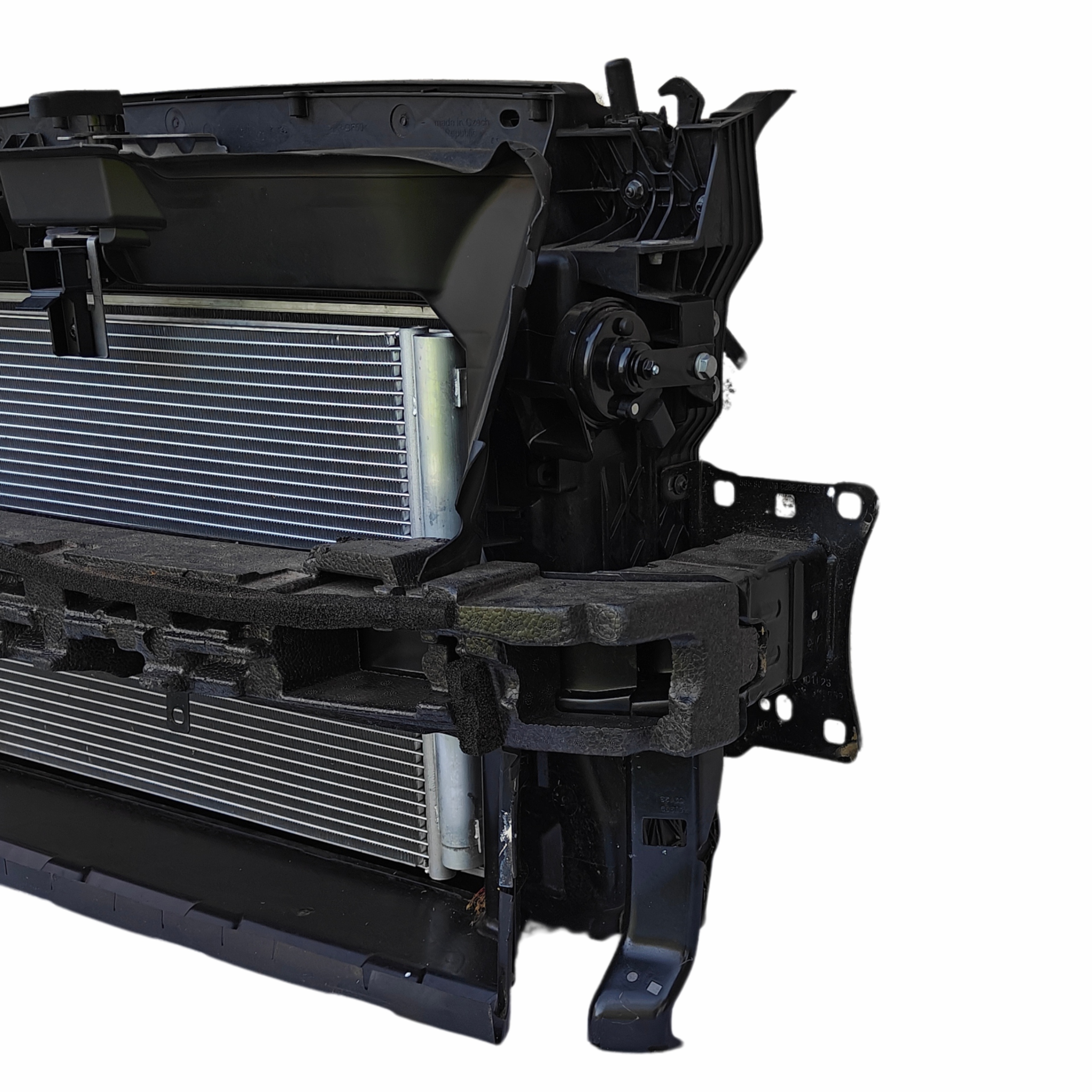 PAS PRZEDNI CHŁODNICE SKODA KODIAQ LIFT KOMPLETNY Stan opakowania zastępcze