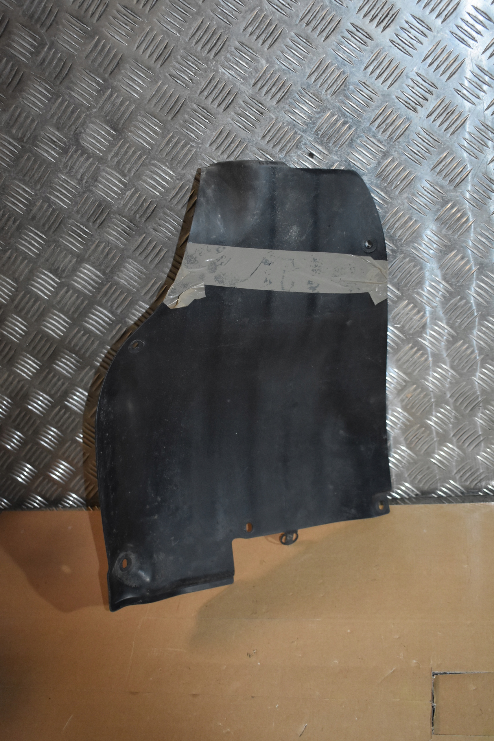 IDEALNE mudguard rear part rear. right PORSCHE 991 4S 1