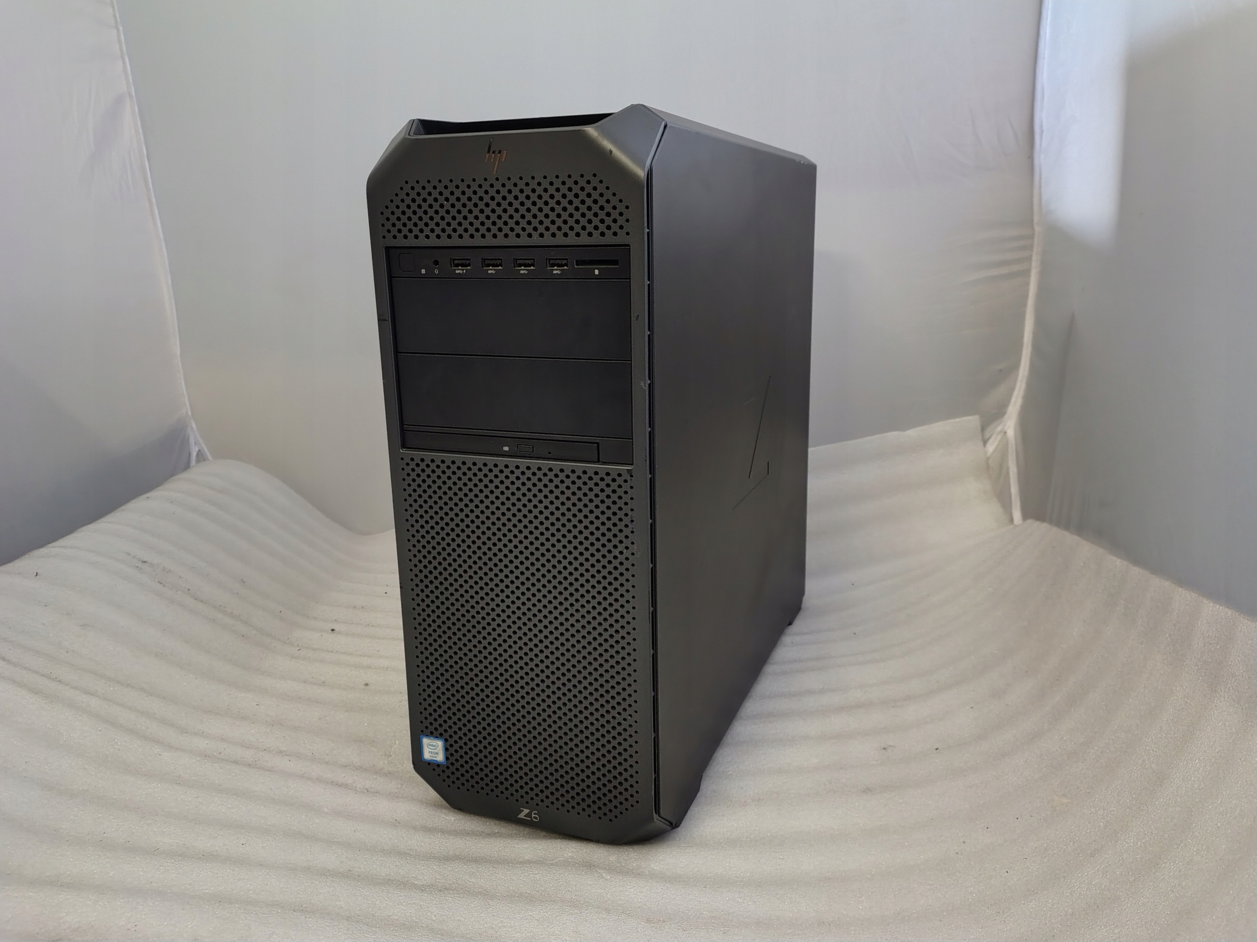 HP Z6 G4 WORKSTATION 2x INTEL XEON GOLD 6132 64/480 GB QUADRO M4000