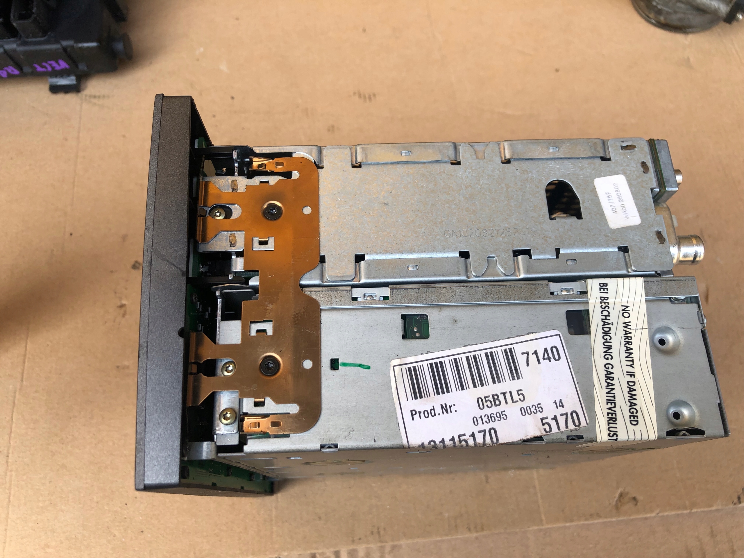 RADIO WYŚWIETLACZ OPEL VECTRA C 02-05 CCRT2008 311232856473 Producent części Opel OE