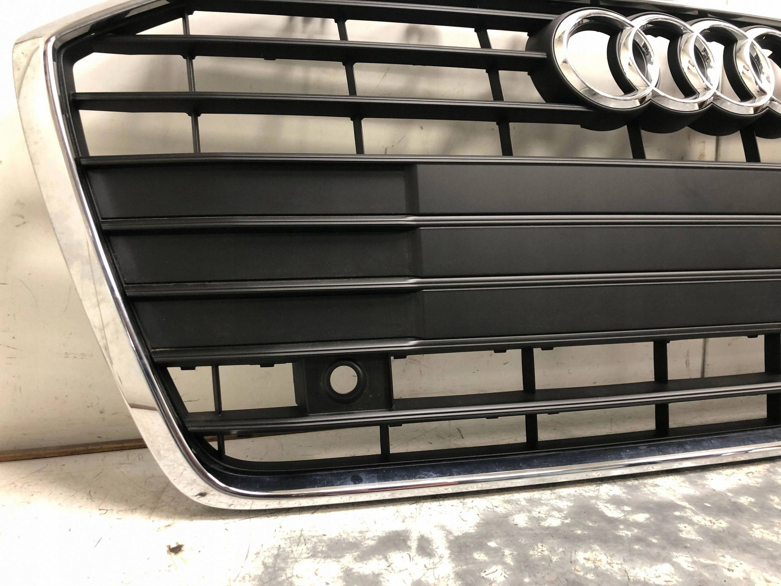 Grill Grill AUDI A6 C8 4K0853651