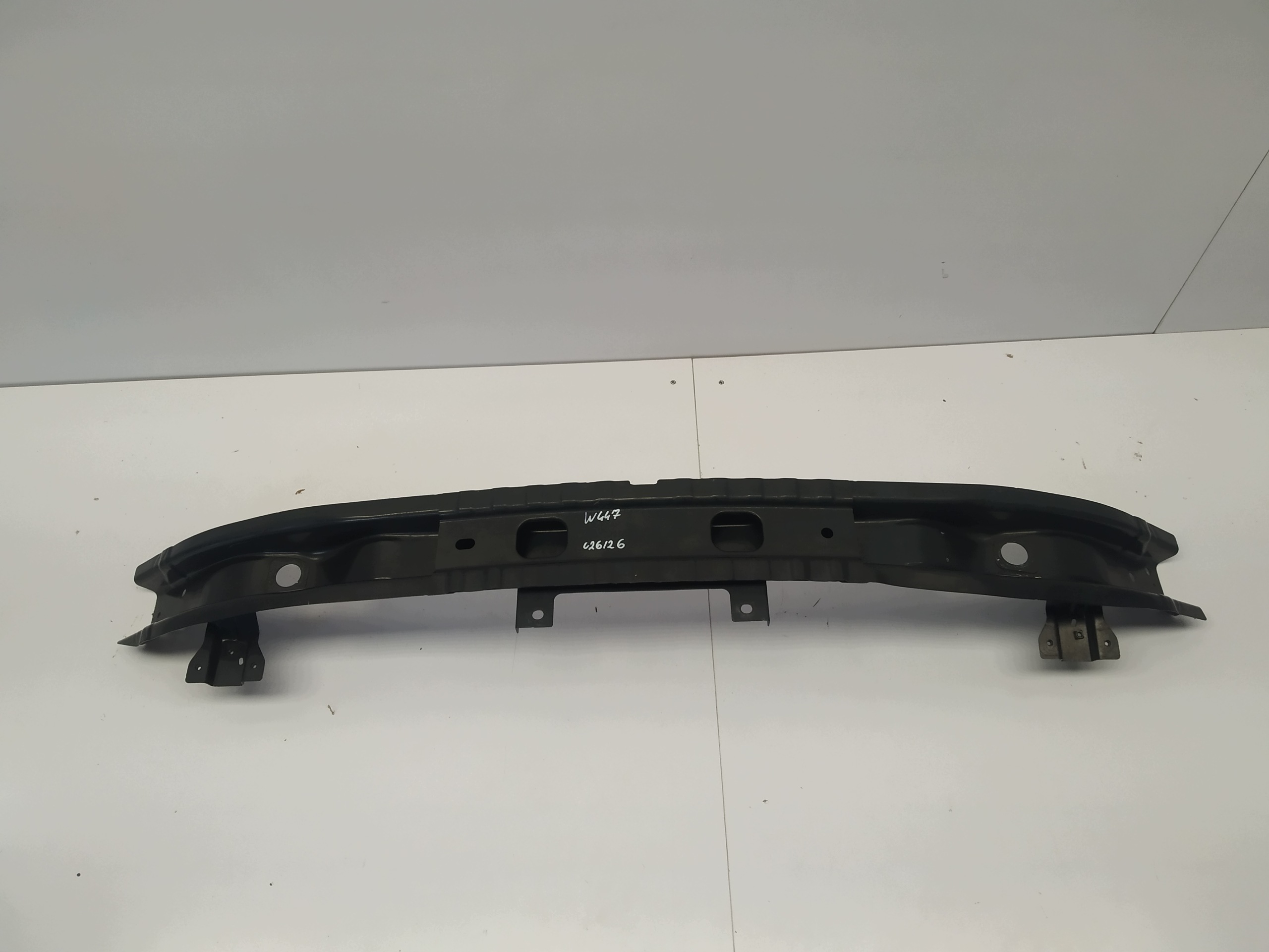 2019r + Mercedes Vito V Klasa W447 lift bumper support front original OM