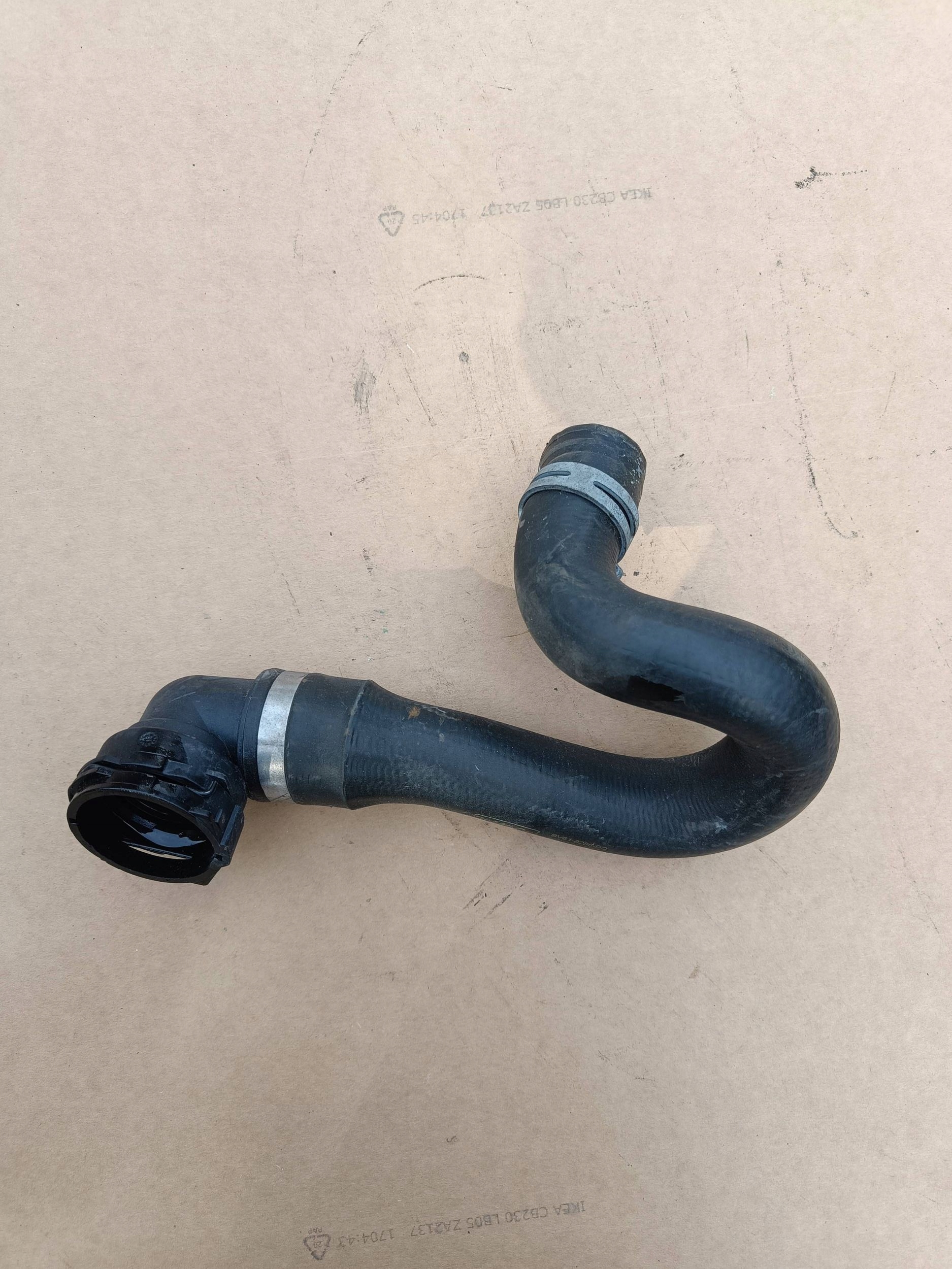 Ford Kuga II 2015 wiring / hose radiator