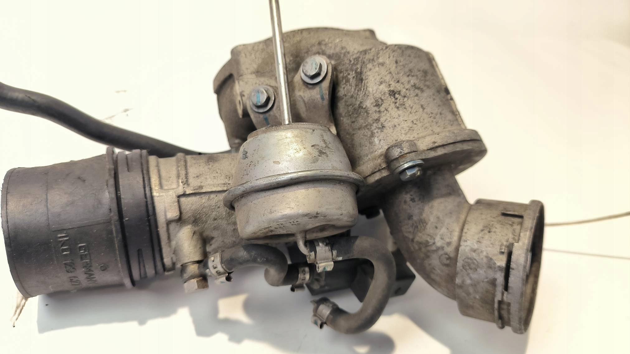 EGR valve 06H145710D AUDI A4 B8
