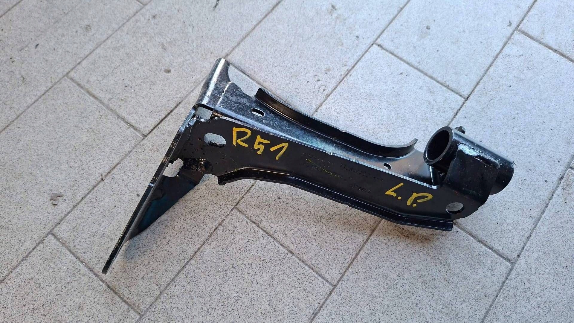 console holder wozka kiel front side left Renault 5 E-Tech 112544022R