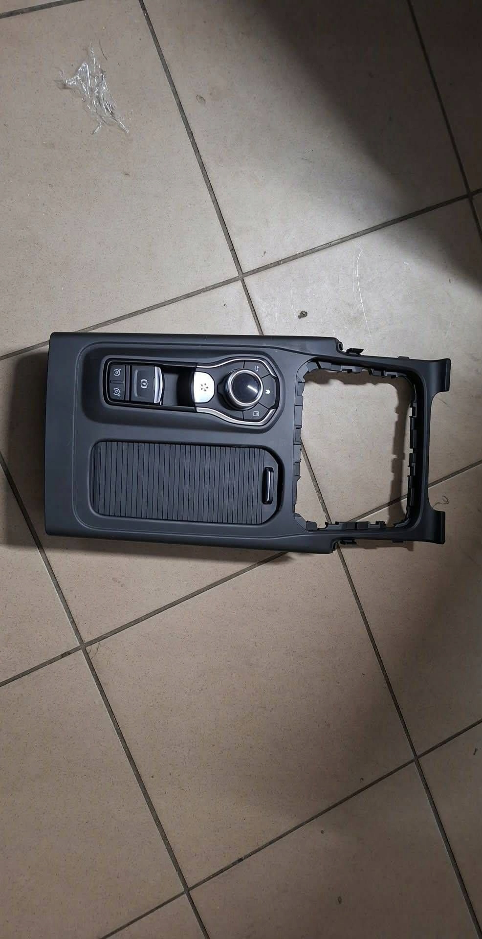 PANEL RÁM převodů kontroler dotykowy Renault Espace V (RFC) 253B08895R