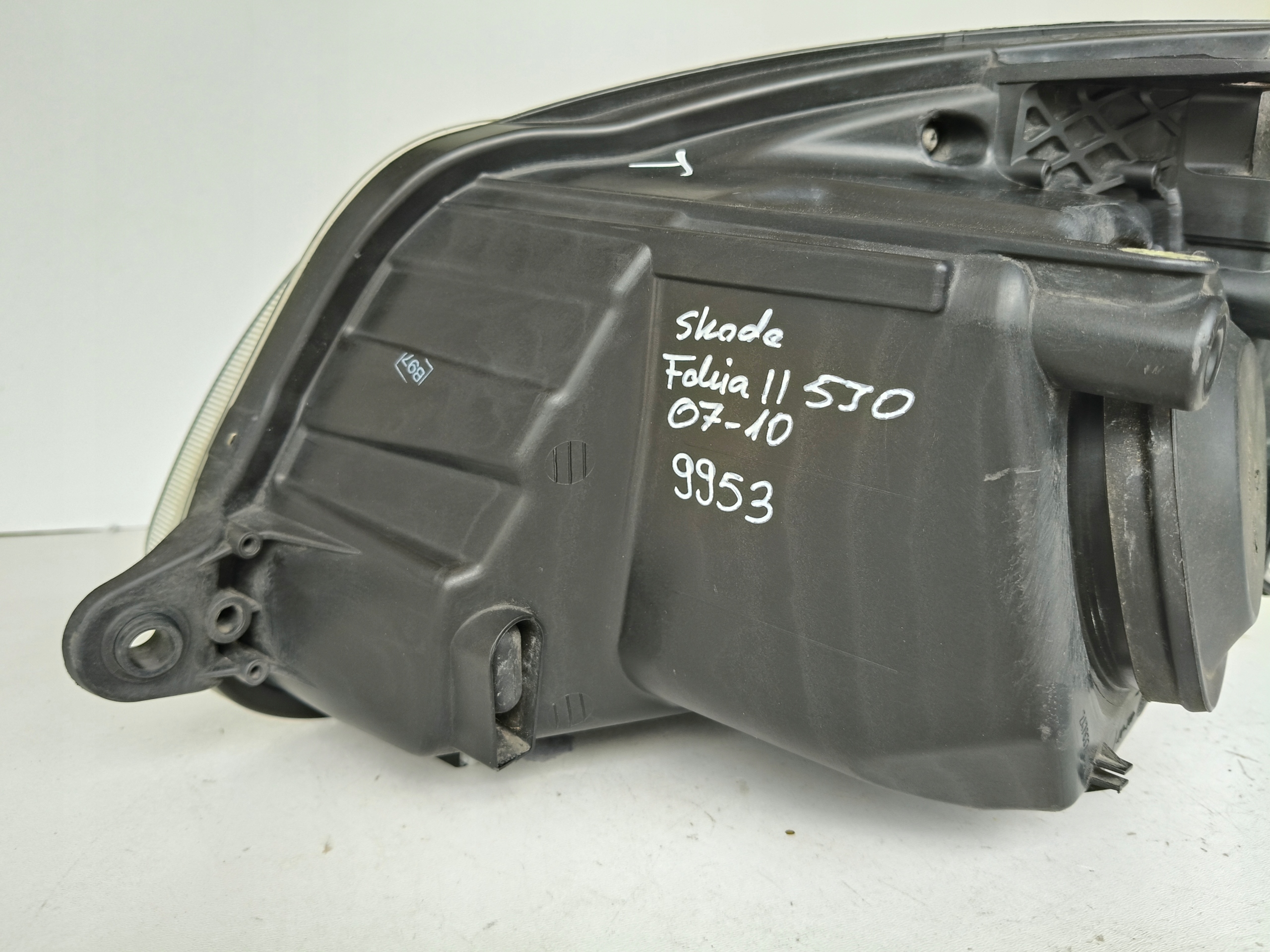 light right REFLEKTOR SKODA FABIA II 2 5J 5J0 07-10