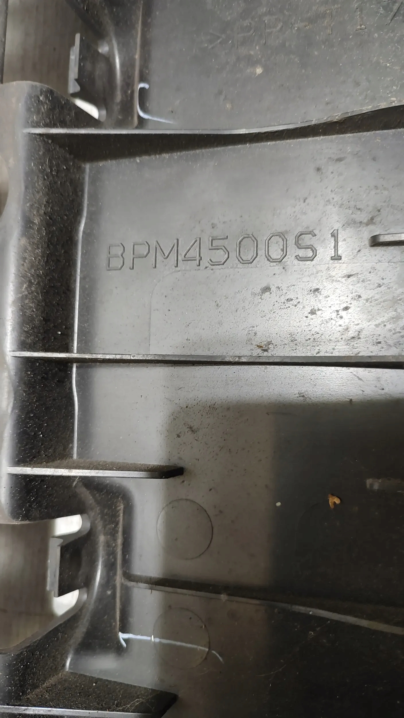 Mazda 3 III BM 17r cover below engine