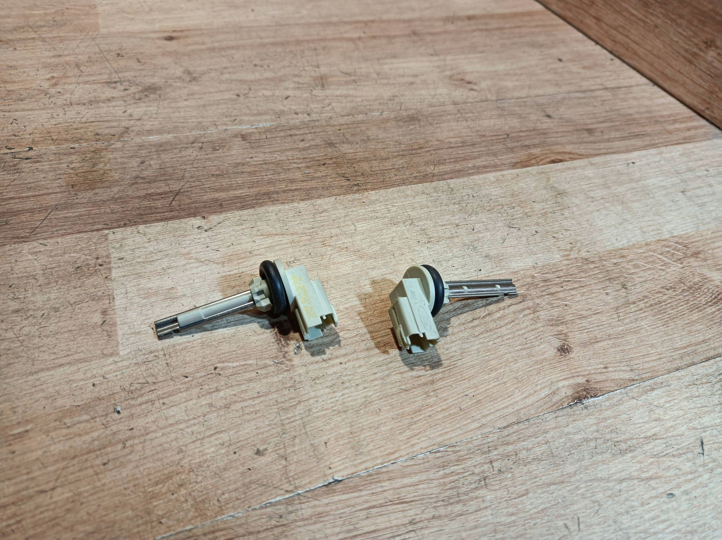 Sensor temperatury wewnetrznej Volvo V40 4S7T19C734AA
