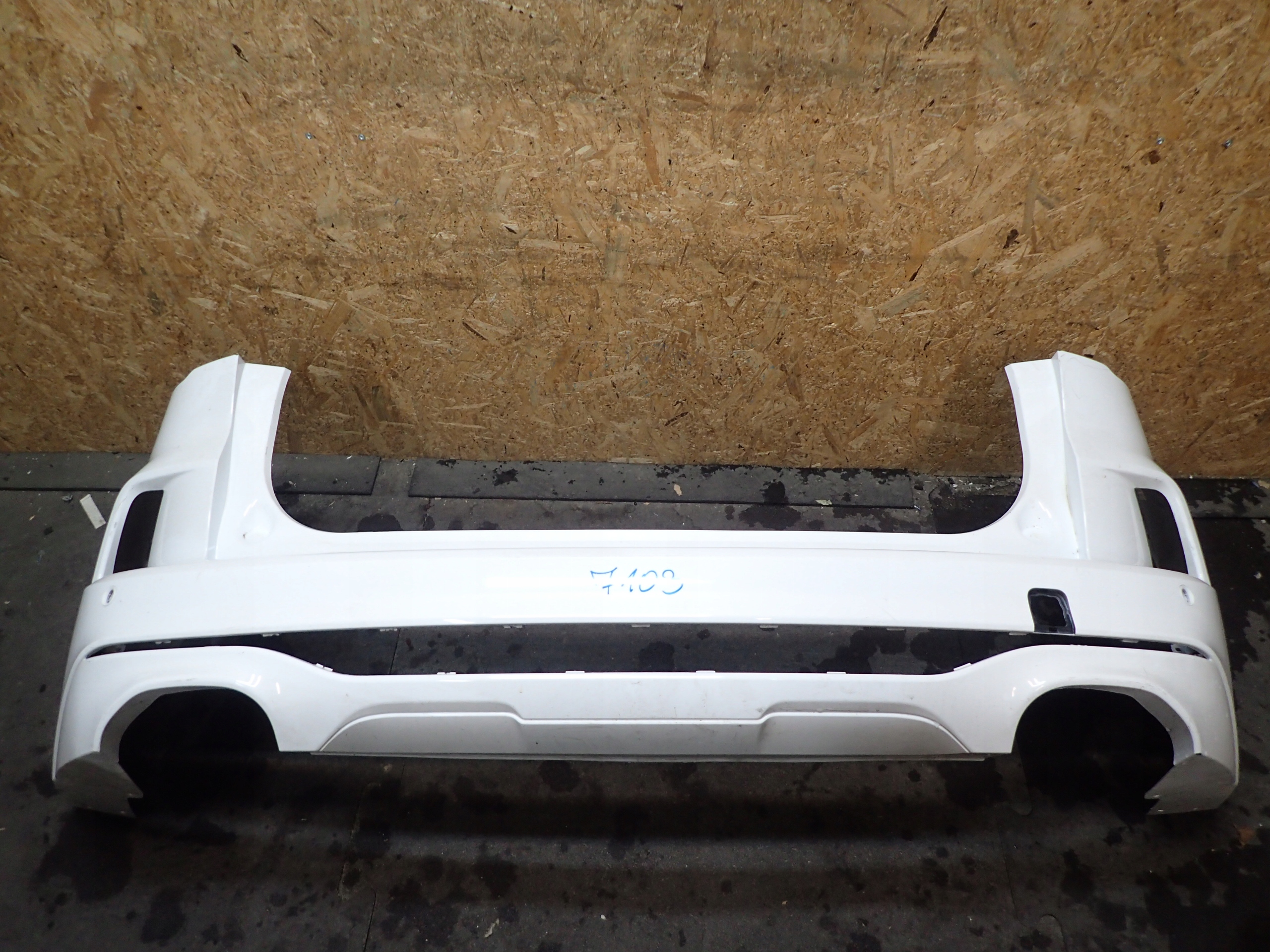 STOSSSTANGE HECK FORD KUGA MK3 ST LINE