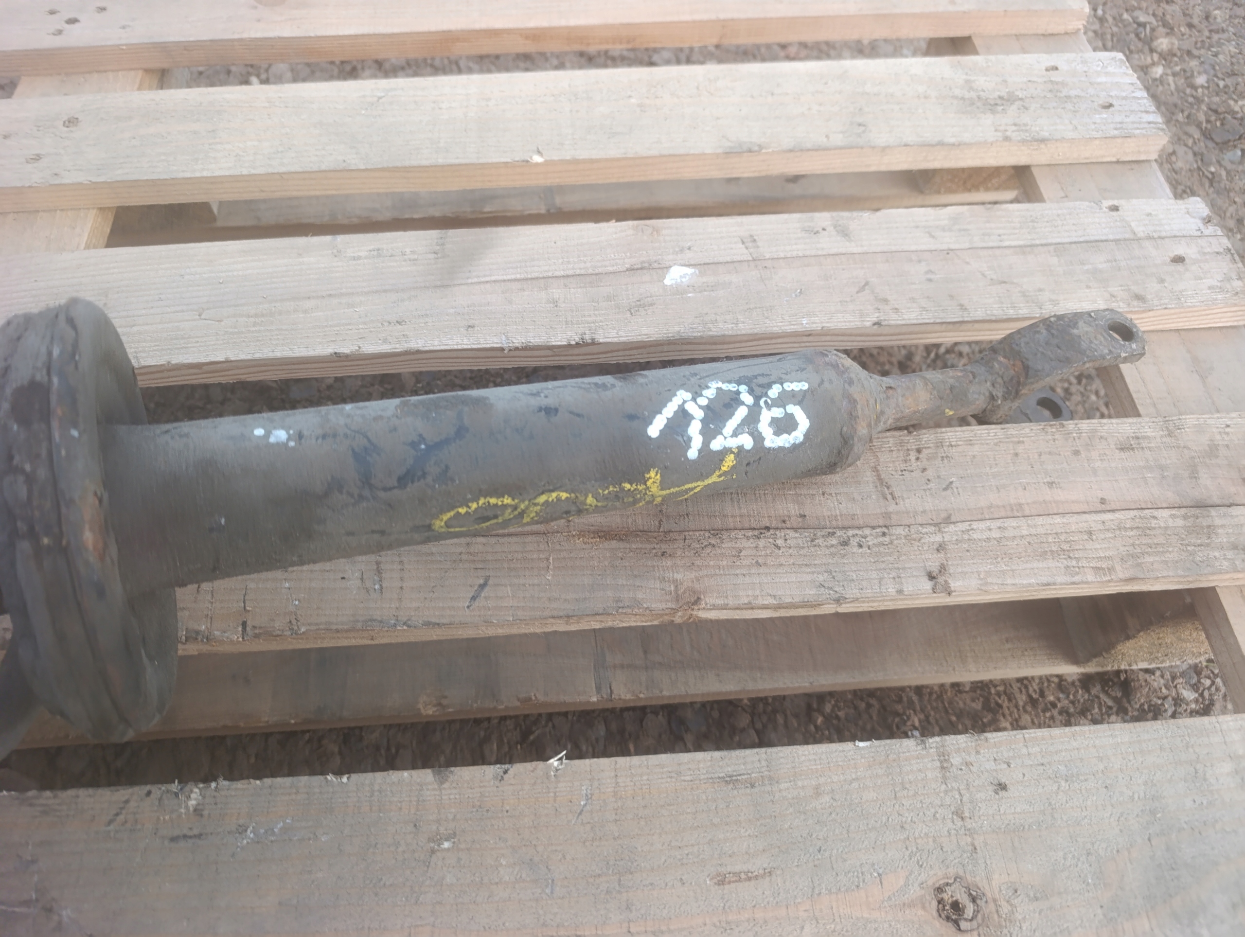 MACPHERSON shock absorber front front left or right AUDI A6 C6