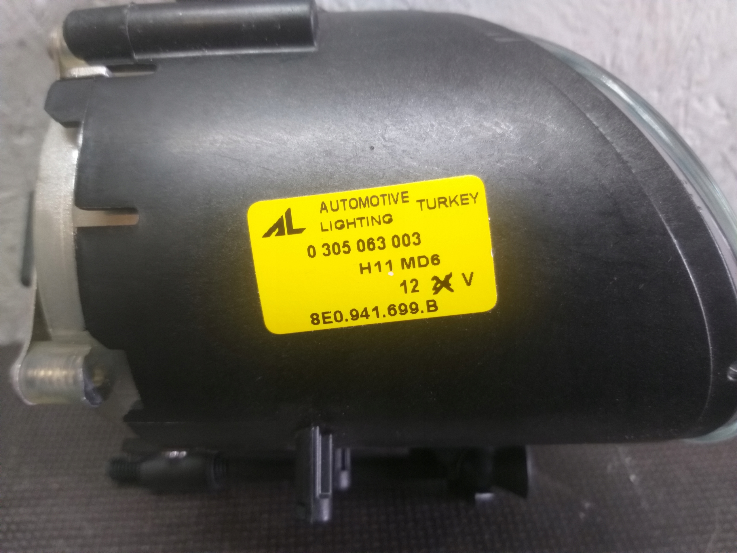NEBELSCHEINWERFER LINKS AUDI A4 B6 8E0941699B