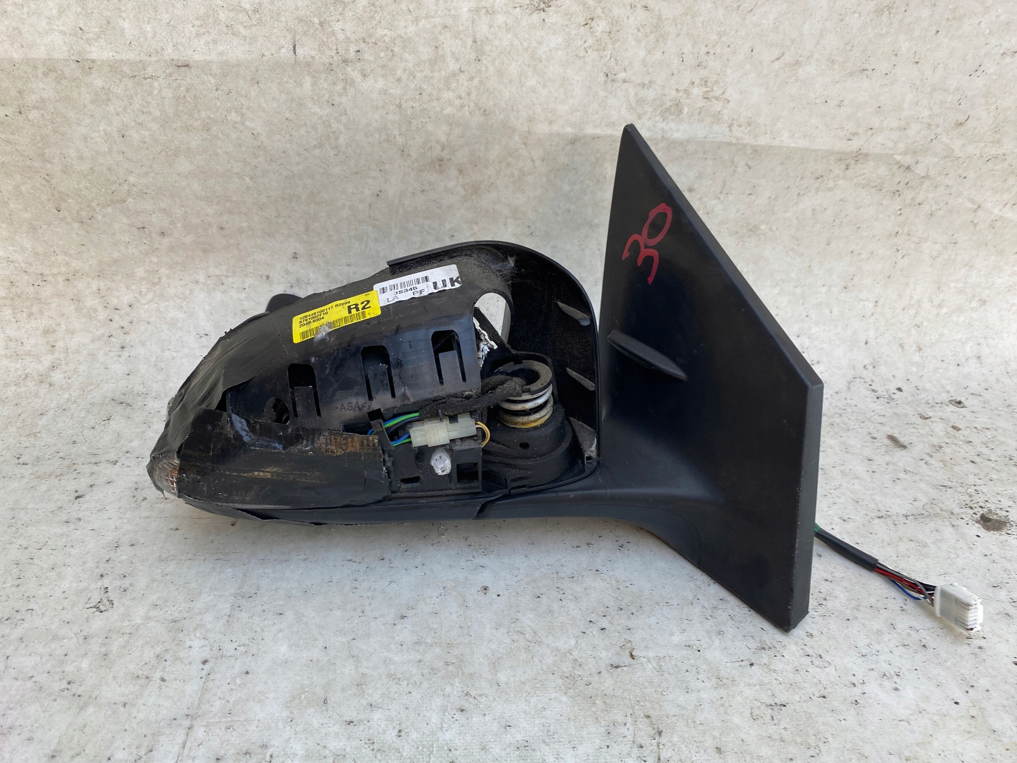 TOYOTA AURIS II 2 E18 9PIN mirror right 8791002F10