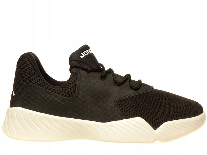 Pánské boty Nike 905288011 Jordan J23 Low černé 42