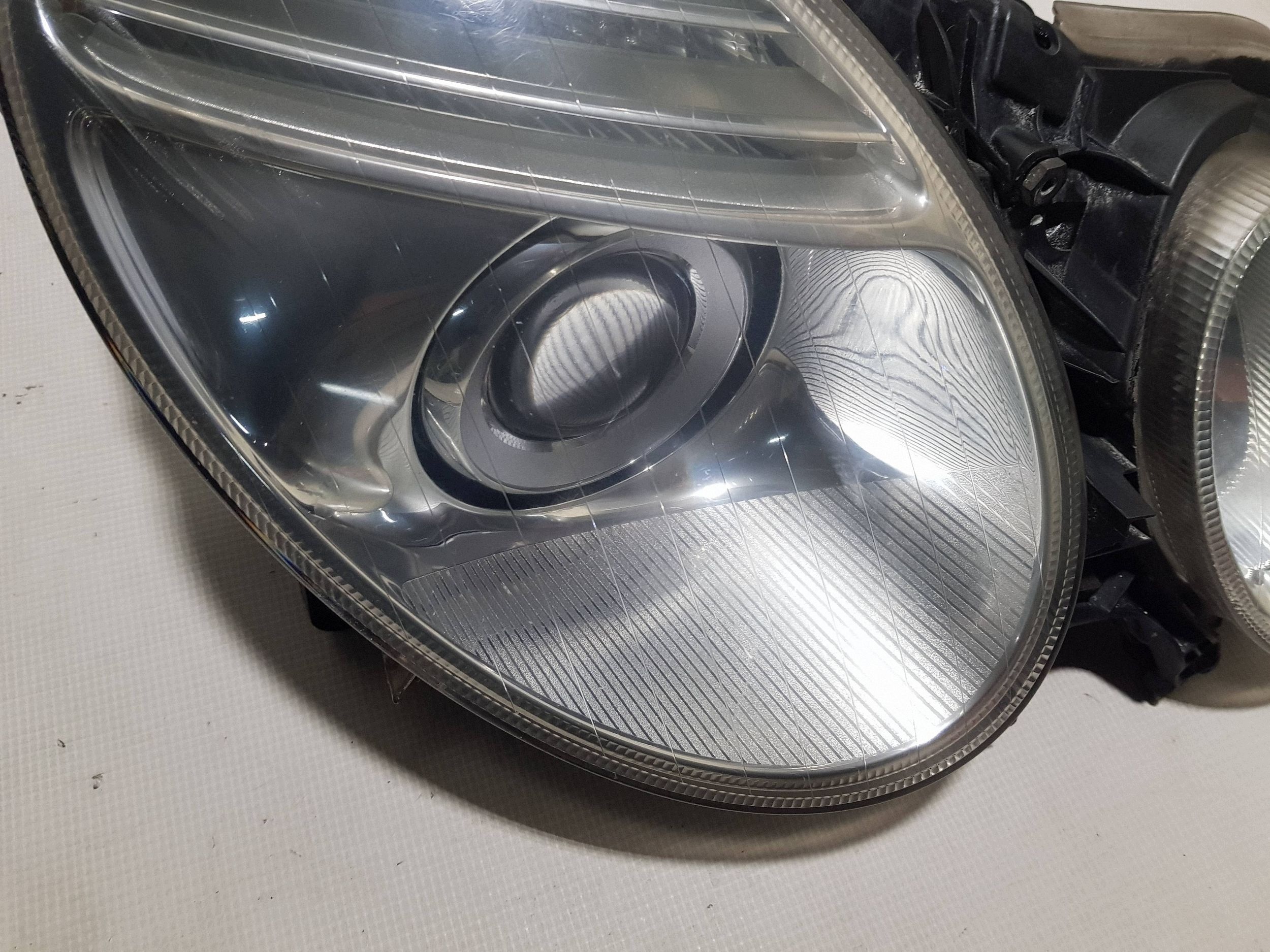 MERCEDES E class W211 LIFT light right front H7 right hand drive