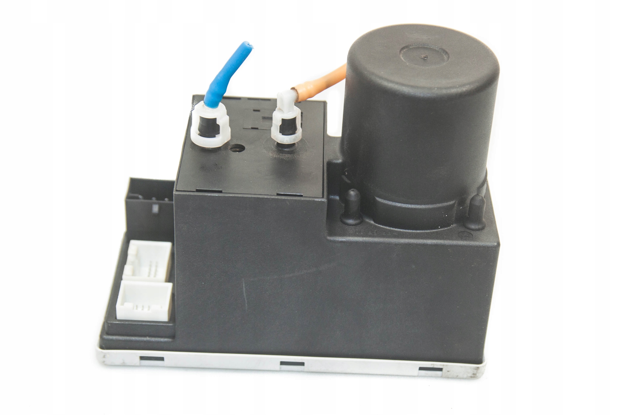 A8 - Насос центрального замка AUDI A3 A4 A6 8L0862257L