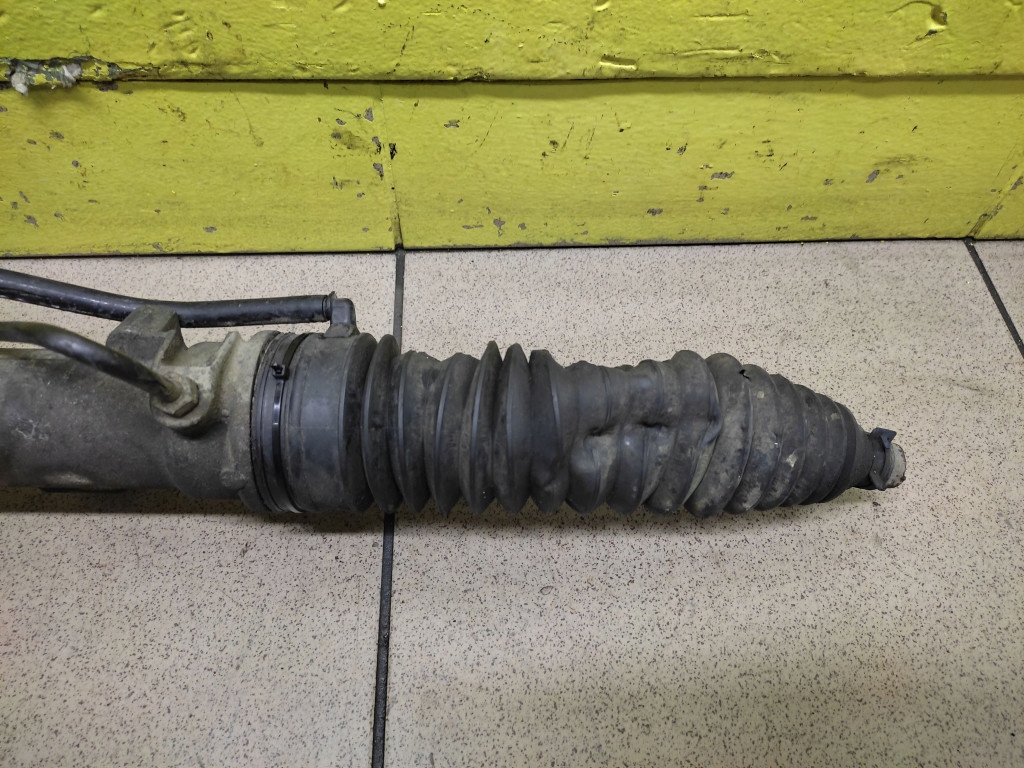 PEUGEOT 206 1.9 D Boîter direction Boîter direction